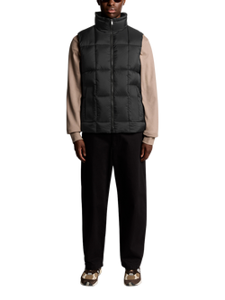 Lyle & Scott Zip Front Quilted Gilet - view 2, Lacquer