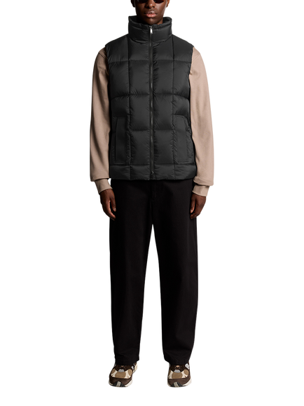 Lyle & Scott Zip Front Quilted Gilet - view 2, Lacquer