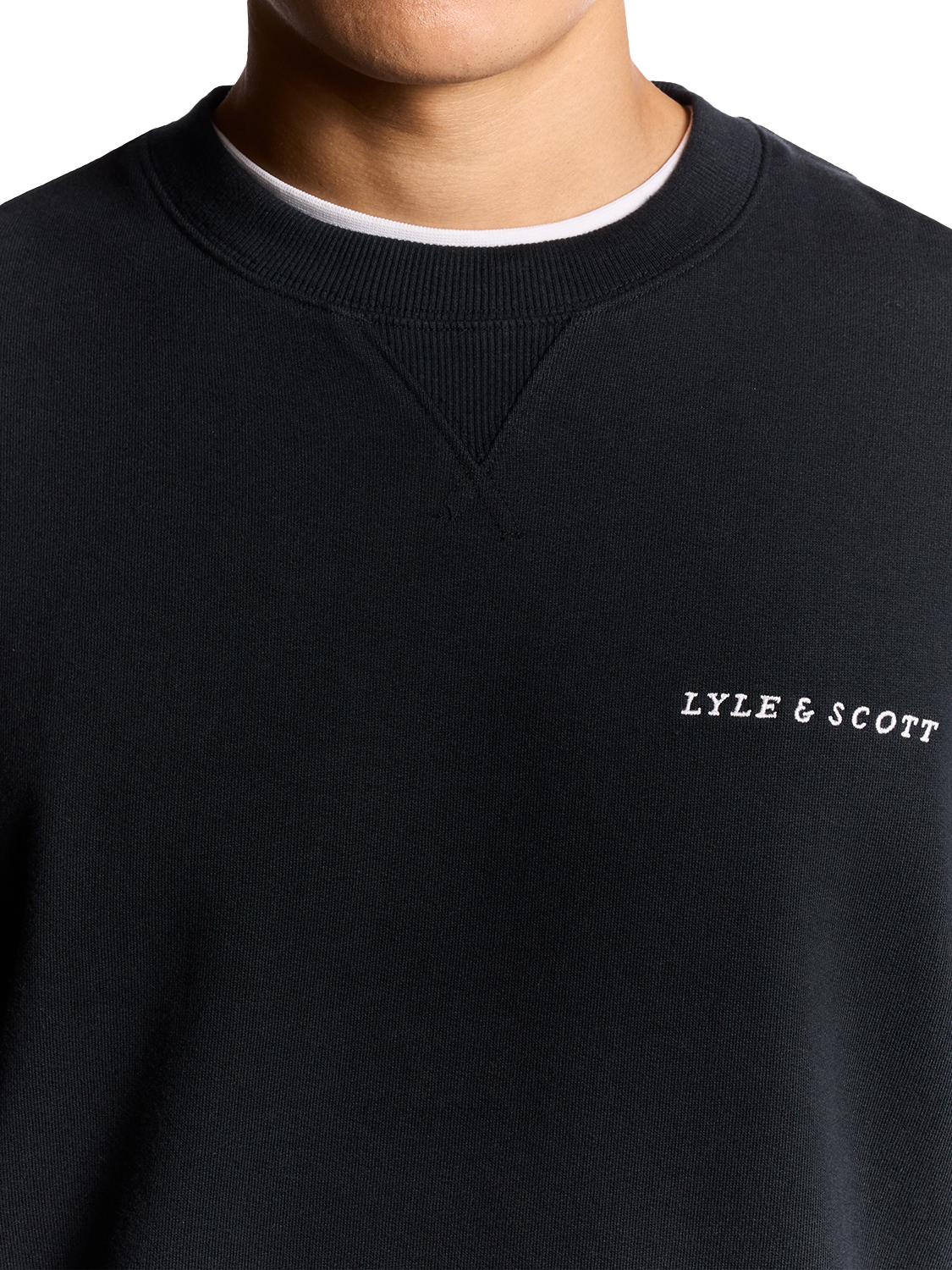 Product image 3 of 6, which shows Lyle & Scott Script Cotton Sweatshirt, Dark Navy, XXL