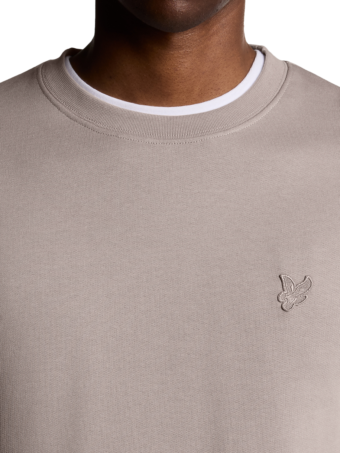 Product image 3 of 6, which shows Lyle & Scott Crew Neck Cotton Sweatshirt, Fife, XXL