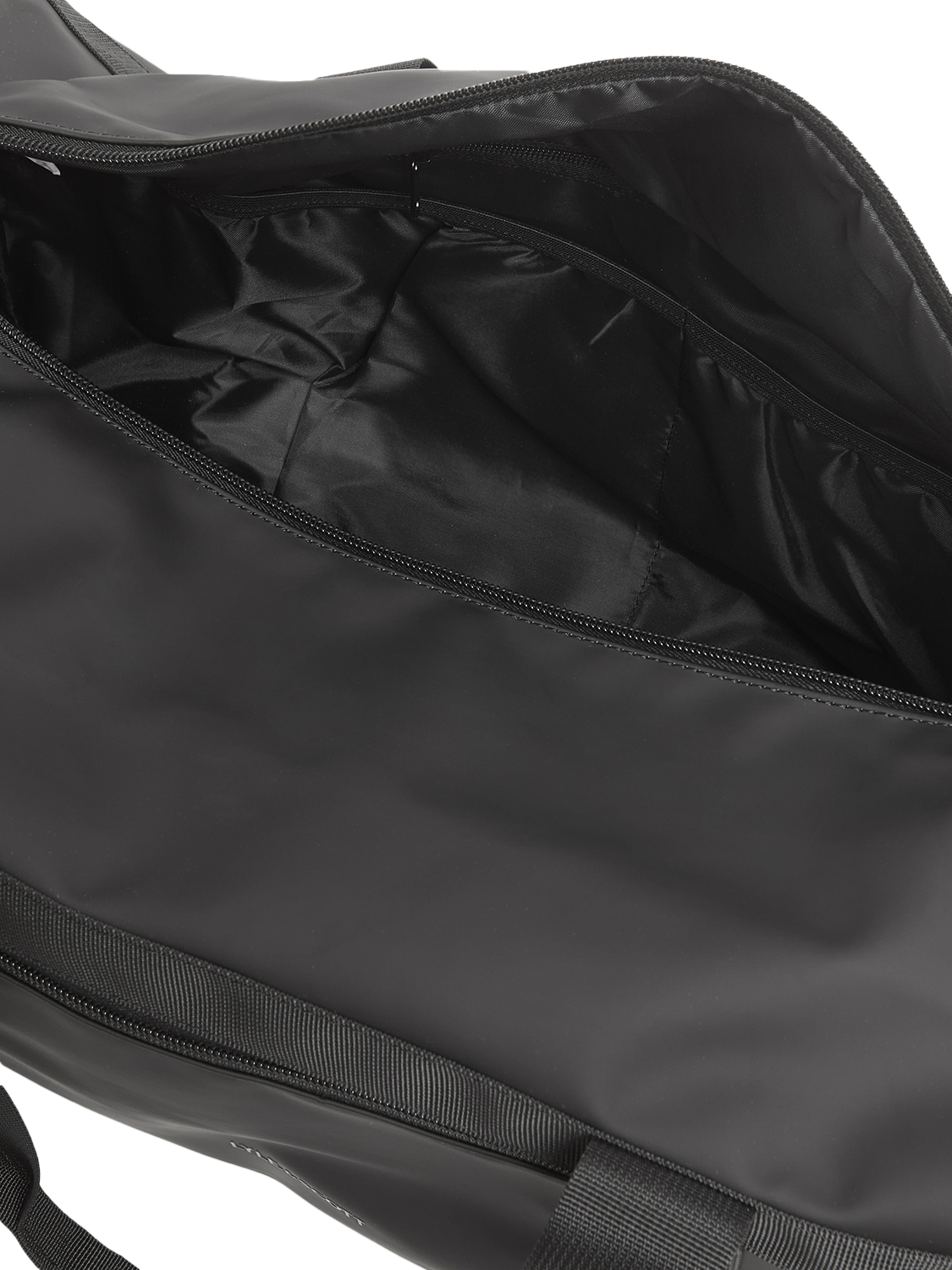 Product image 3 of 3, which shows Lyle & Scott Weather Resistant Barrel Bag, Z865 Jet Black