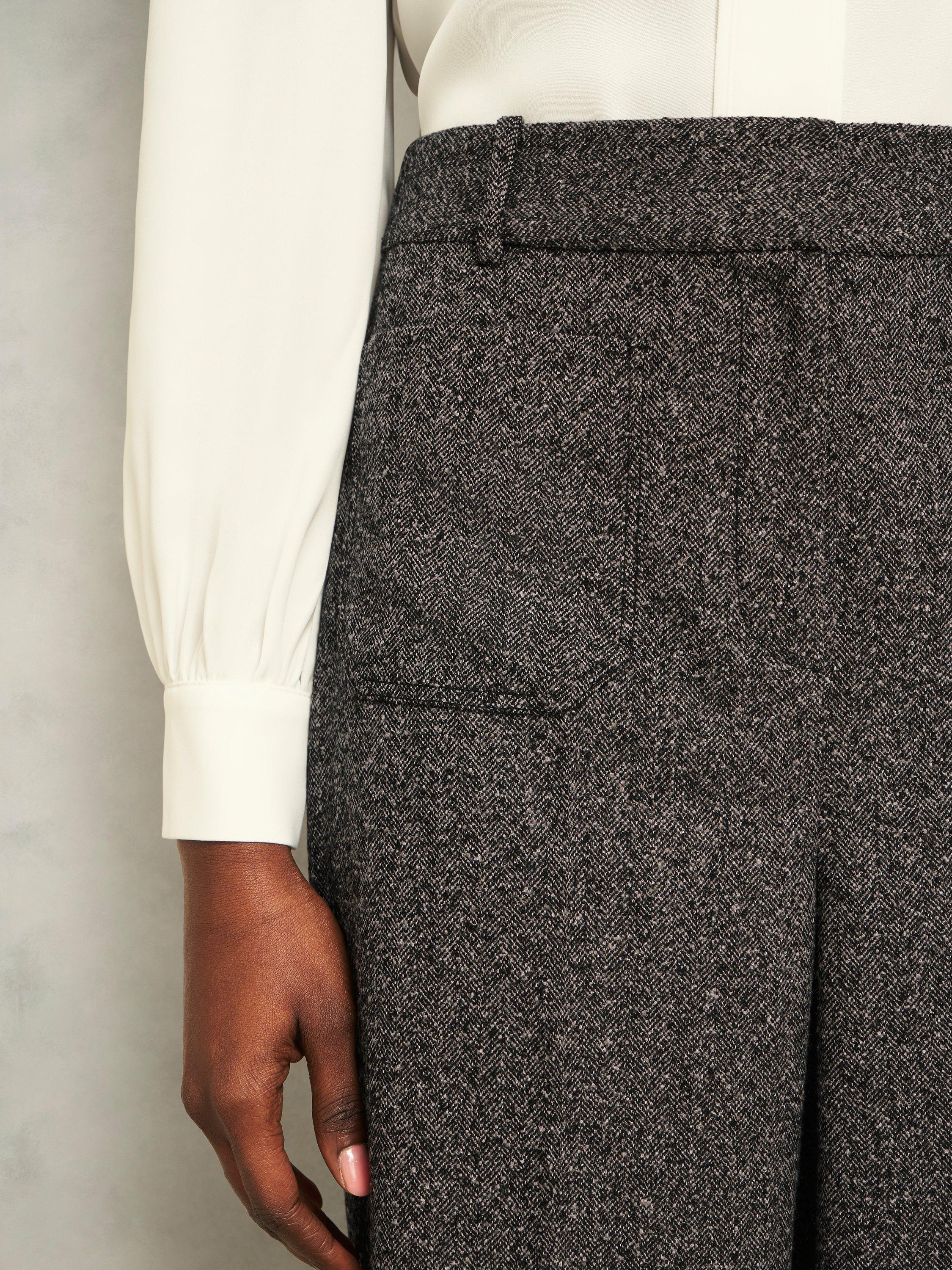 Product image 3 of 6, which shows Hobbs Blaire Woven Tailored Trousers, Black/Camel, 10