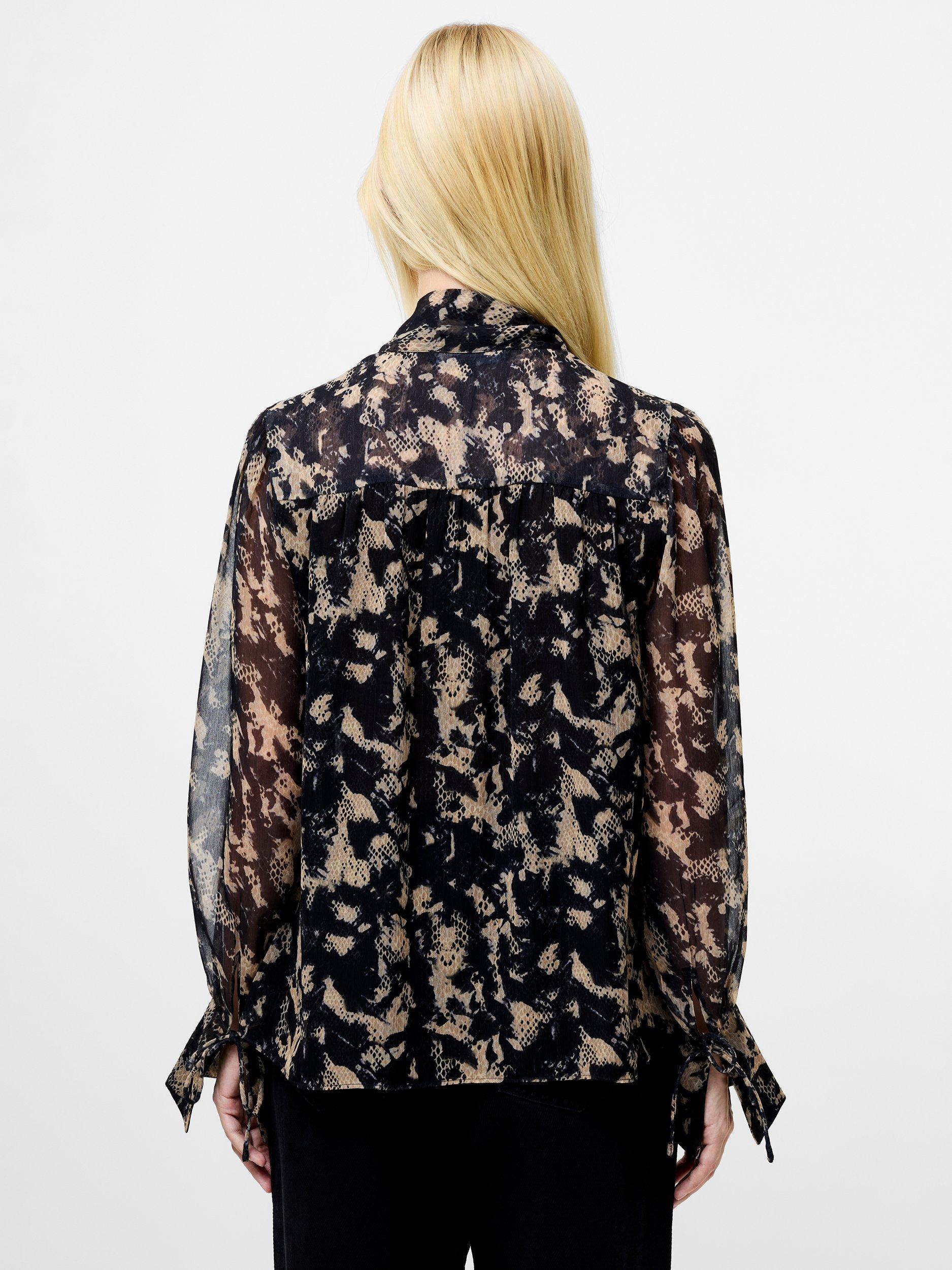 Product image 3 of 5, which shows French Connection Amelia Hallie Crinkle Top, Black/Multi, XS