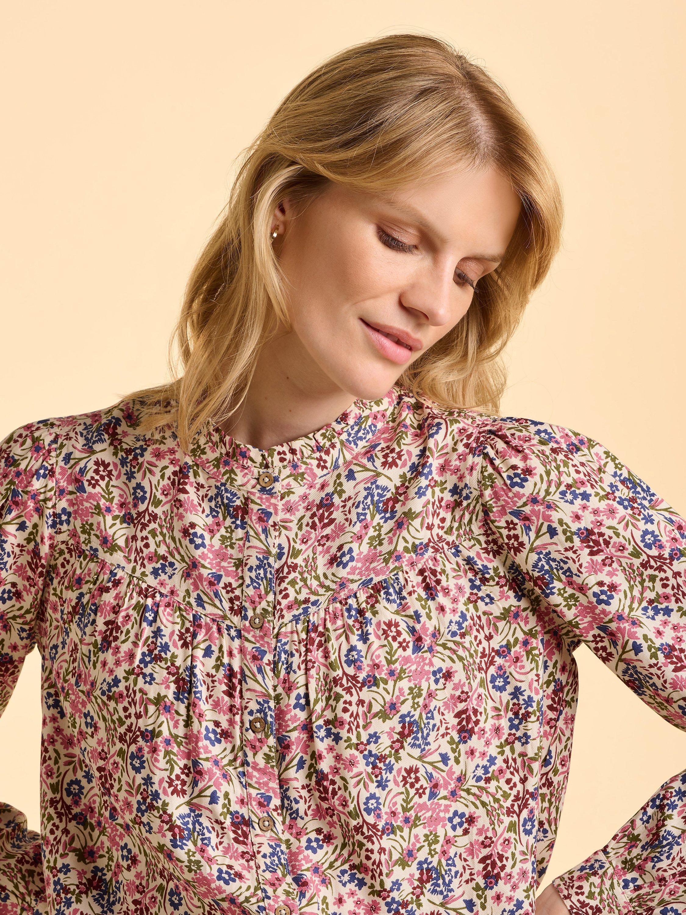 Product image 4 of 6, which shows Brakeburn Ellise Floral Blouse, Cream/Multi, 8