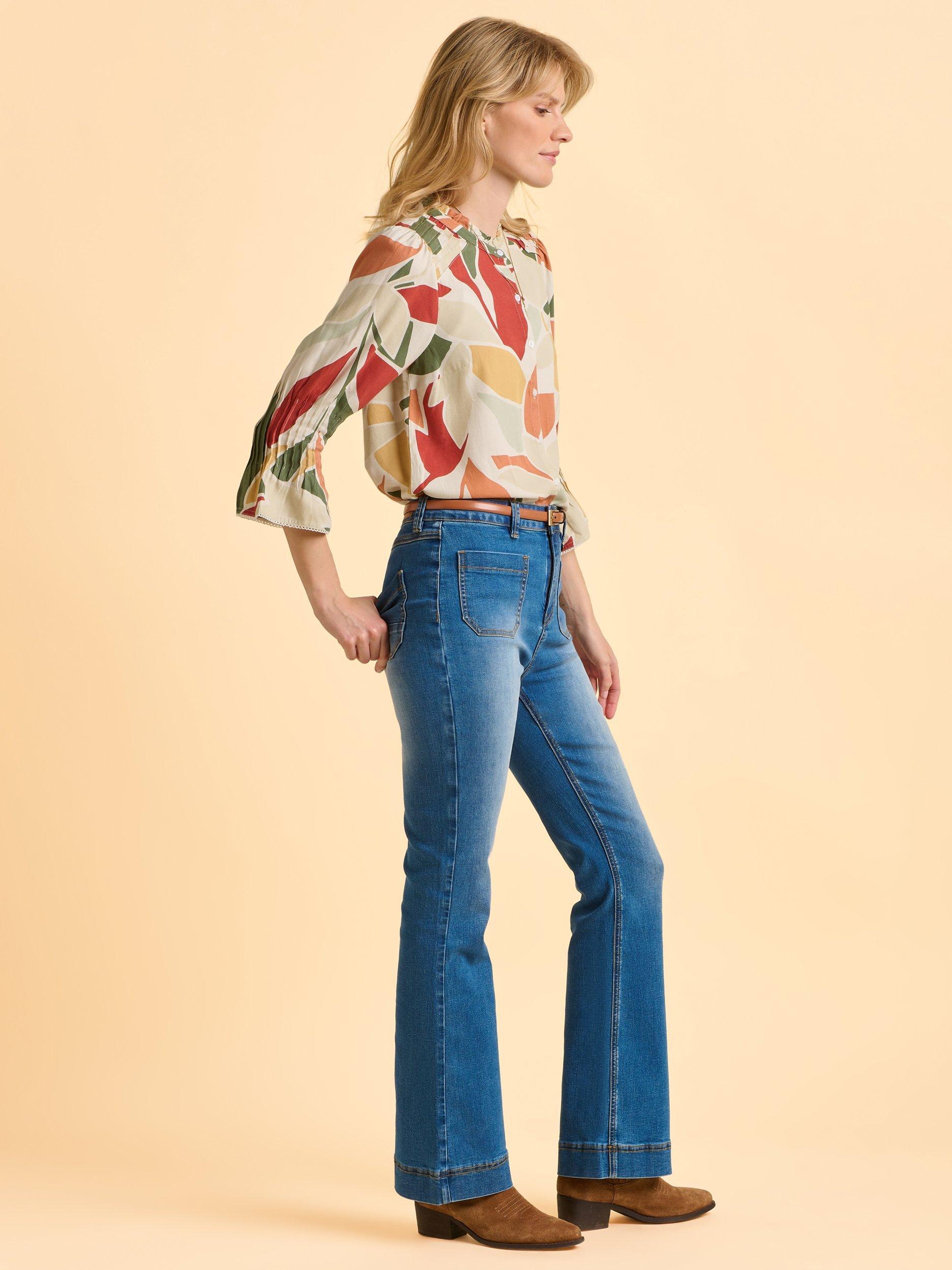 Product image 3 of 6, which shows Brakeburn Elva Abstract Leaf Top, Cream/Multi, 8
