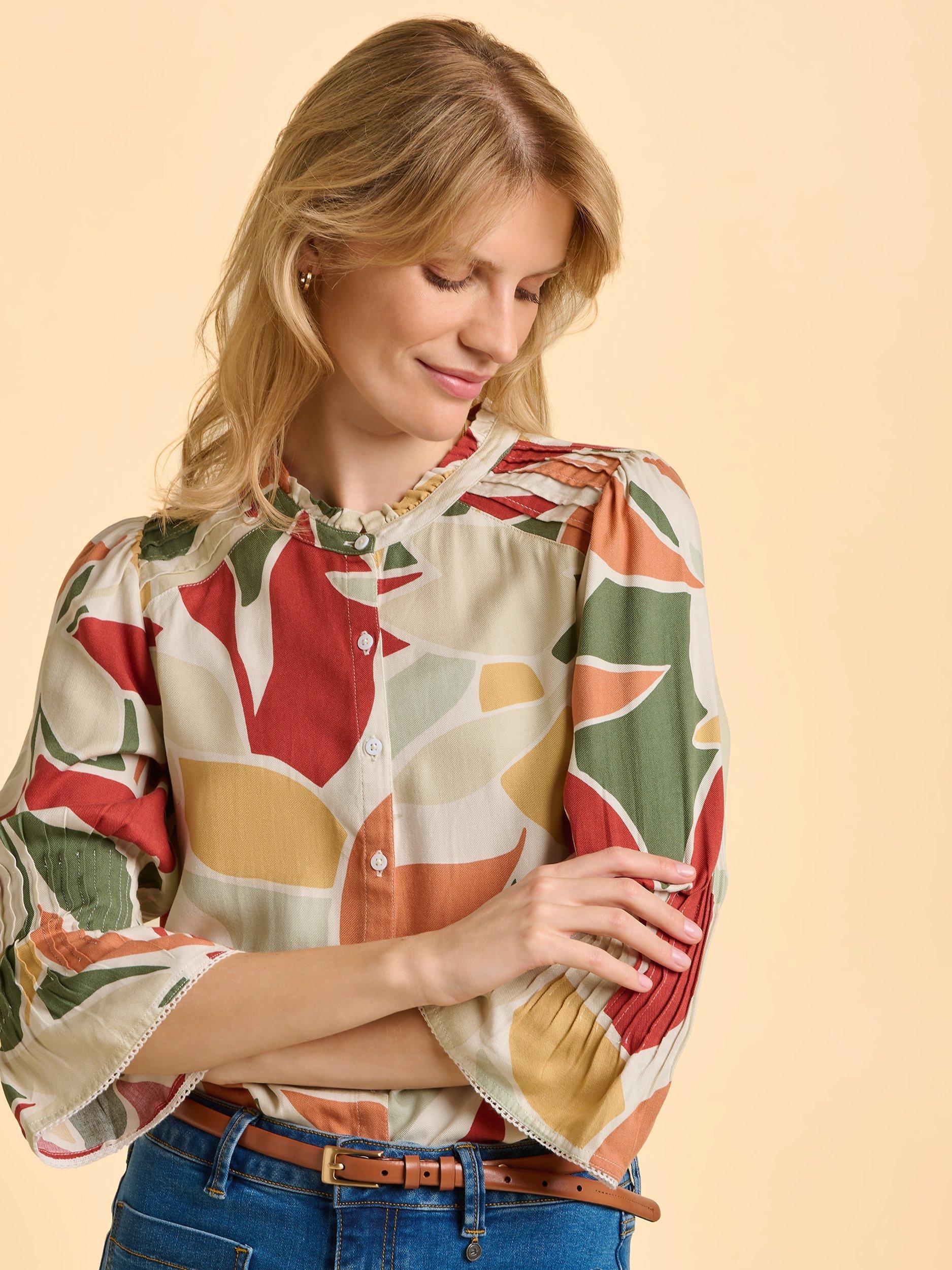 Product image 4 of 6, which shows Brakeburn Elva Abstract Leaf Top, Cream/Multi, 8