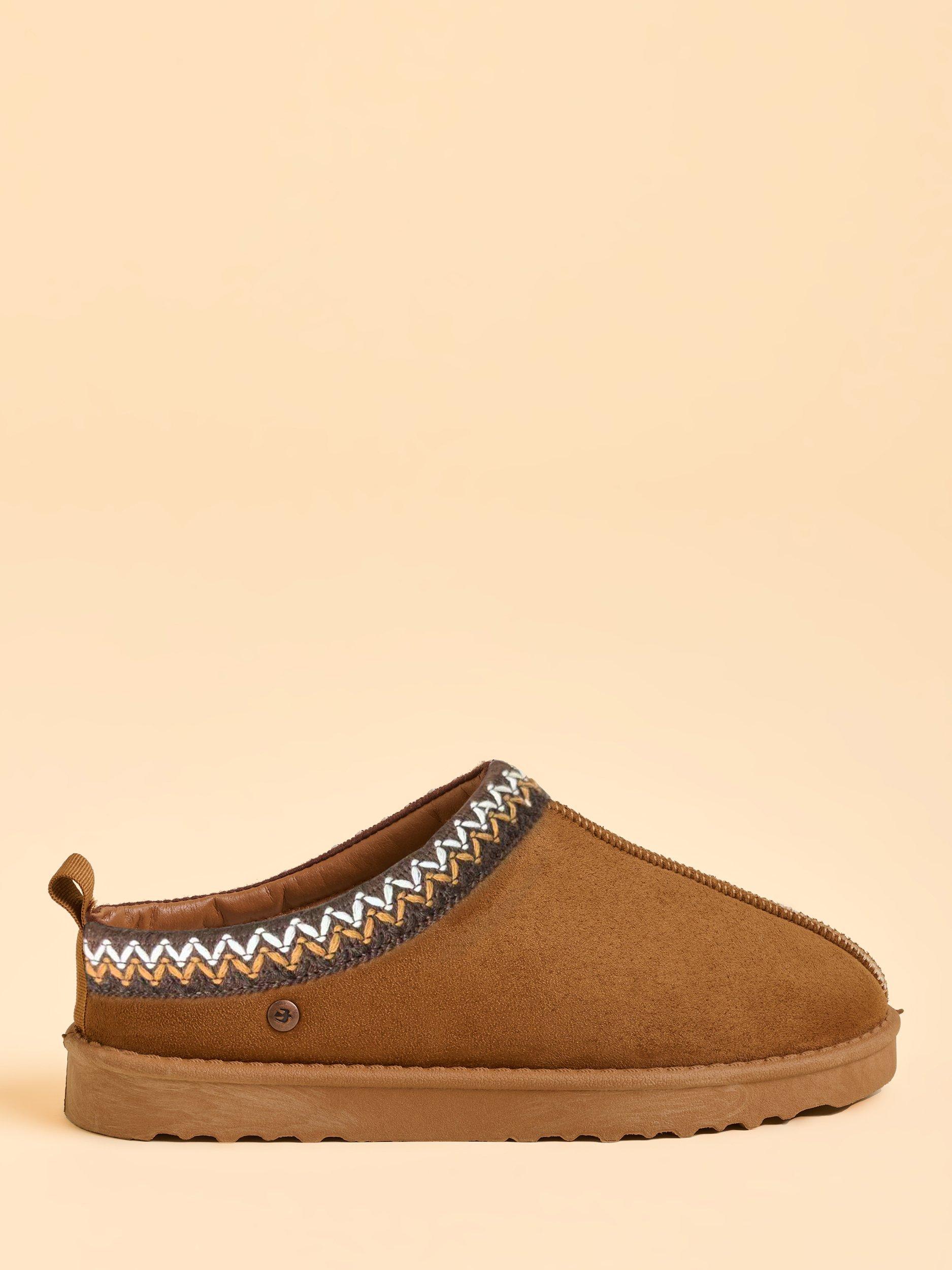 Product image 1 of 4, which shows Brakeburn Frosty Low Boot Morning Slipper, Brown, 3