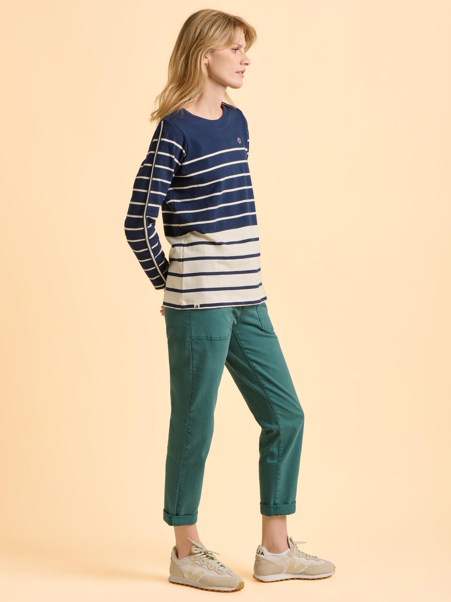 Product image 3 of 5, which shows Brakeburn Heritage Bella Fine Cotton Crew Sweatshirt, Navy, 8