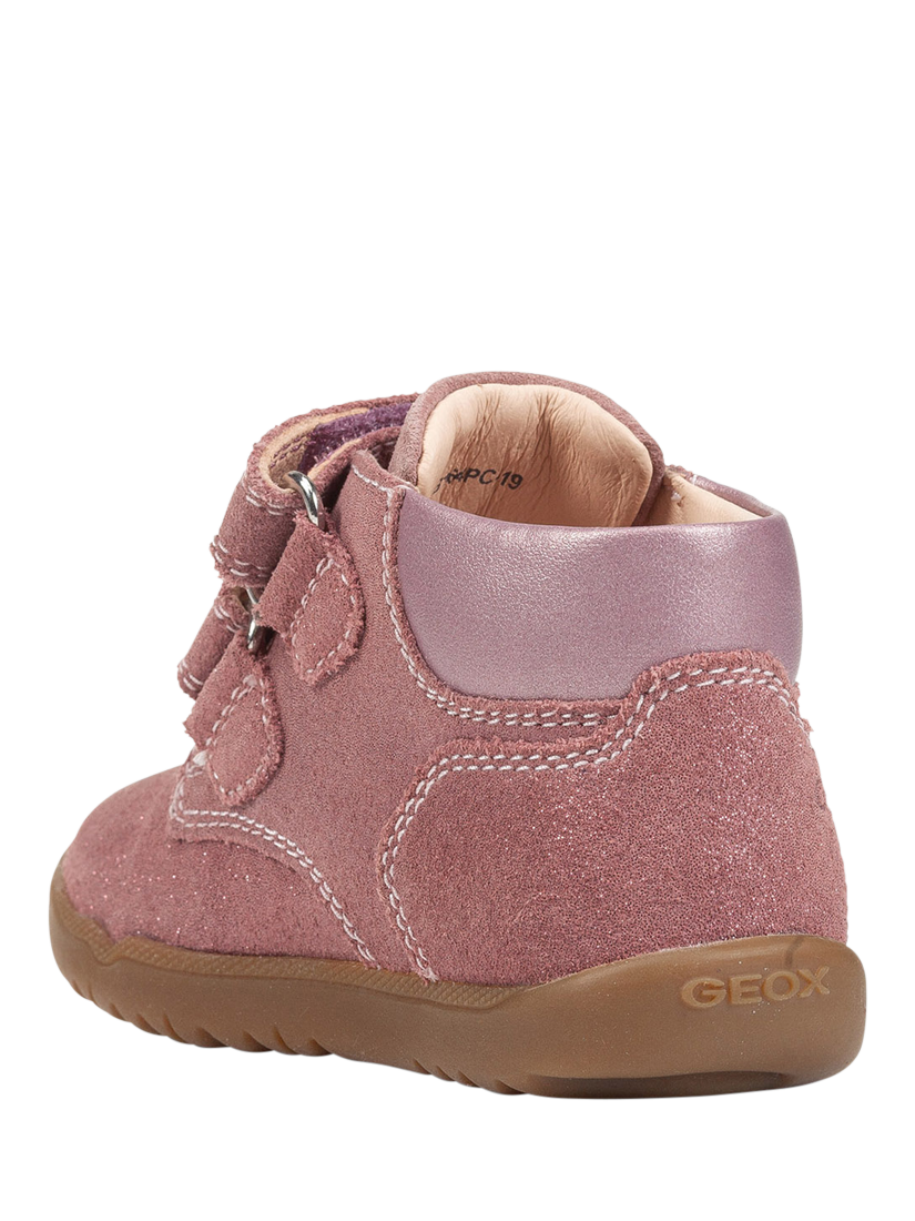 Product image 4 of 9, which shows Geox Kids' Macchia Suede Trainers, Rose Smoke, EU18