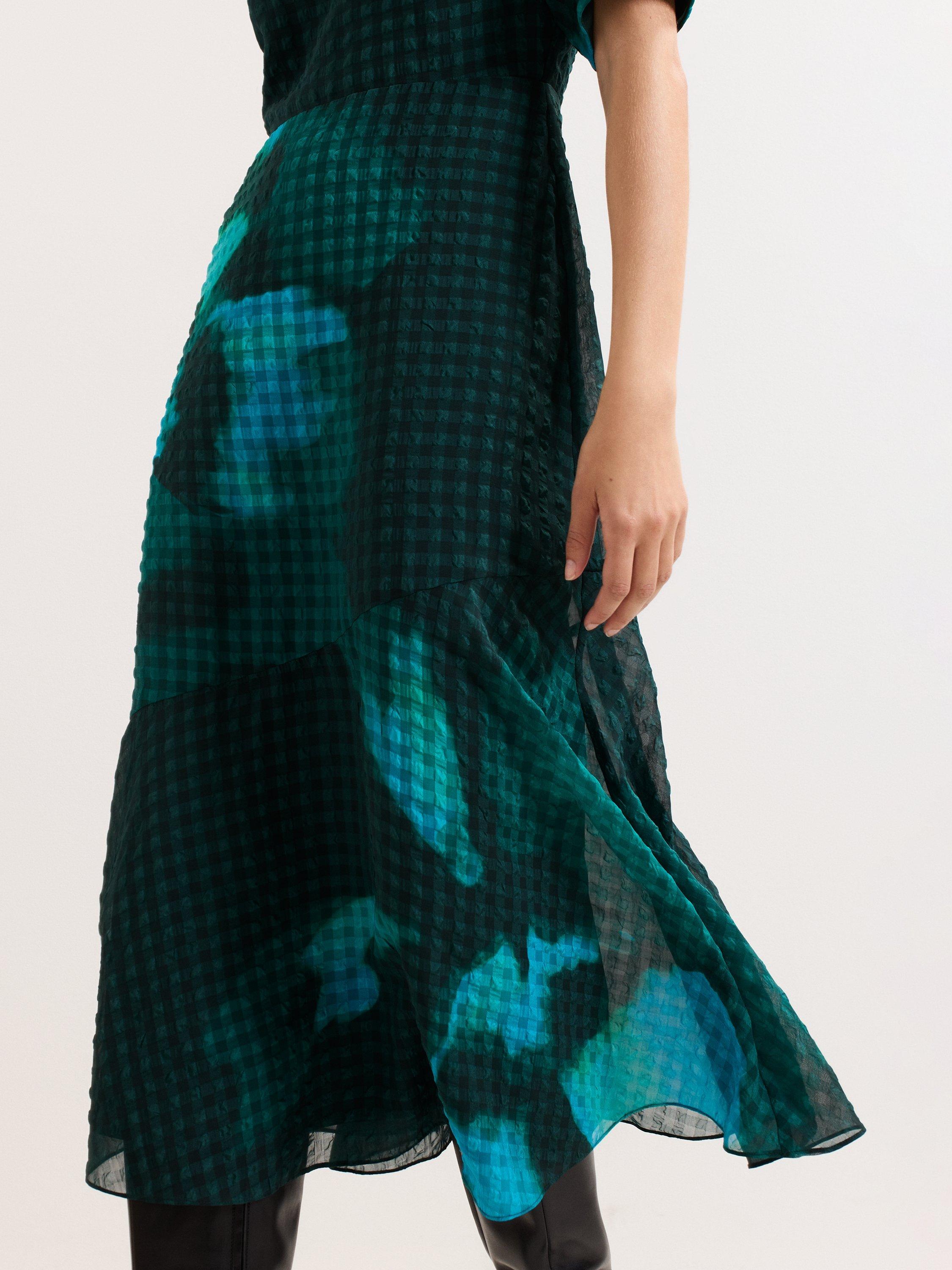 Product image 7 of 8, which shows Phase Eight Petite Nancy Midi Dress, Green, 6