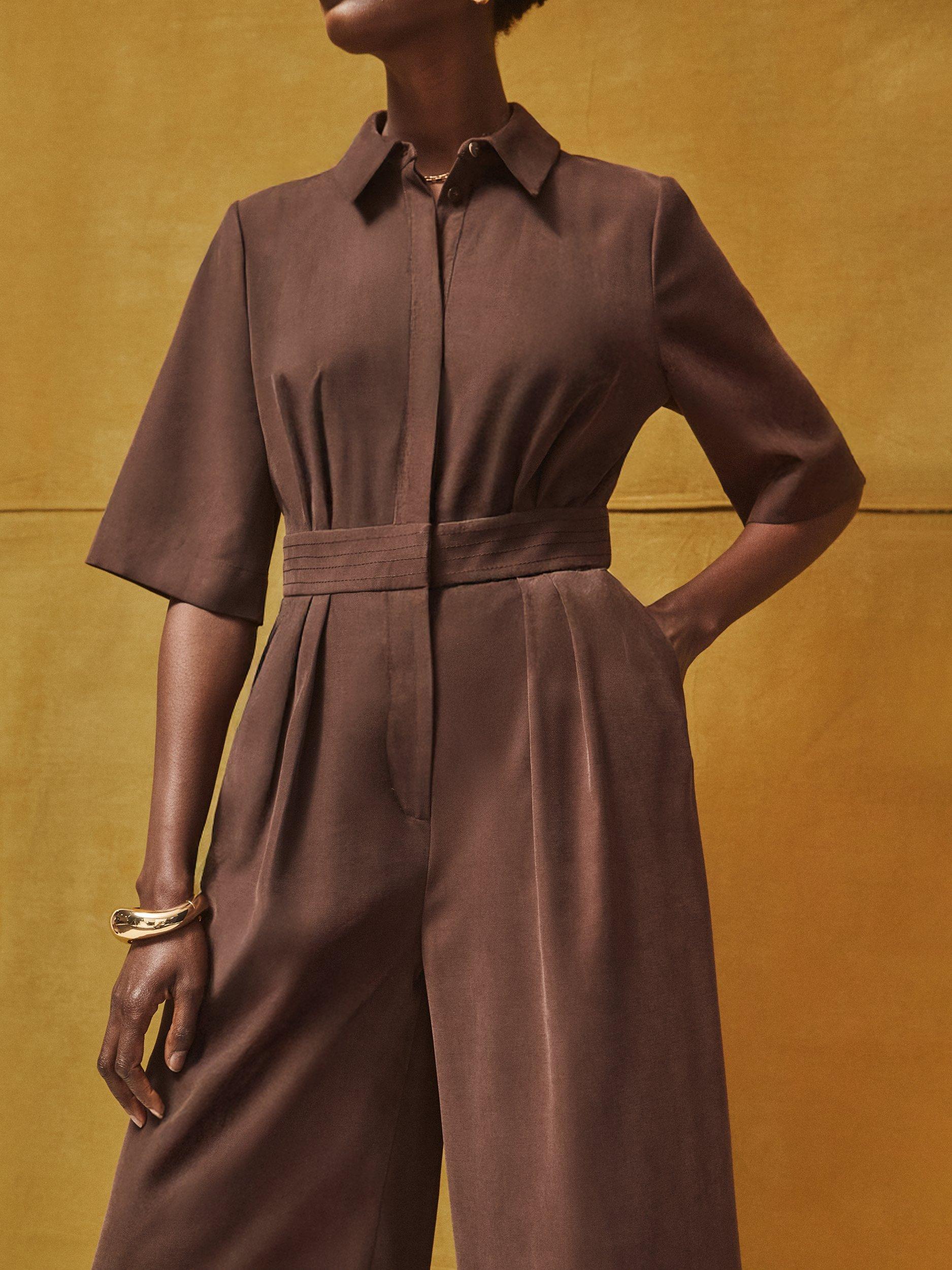 Product image 4 of 6, which shows Ro&Zo Tailored Wide Leg Jumpsuit, Chocolate, 12