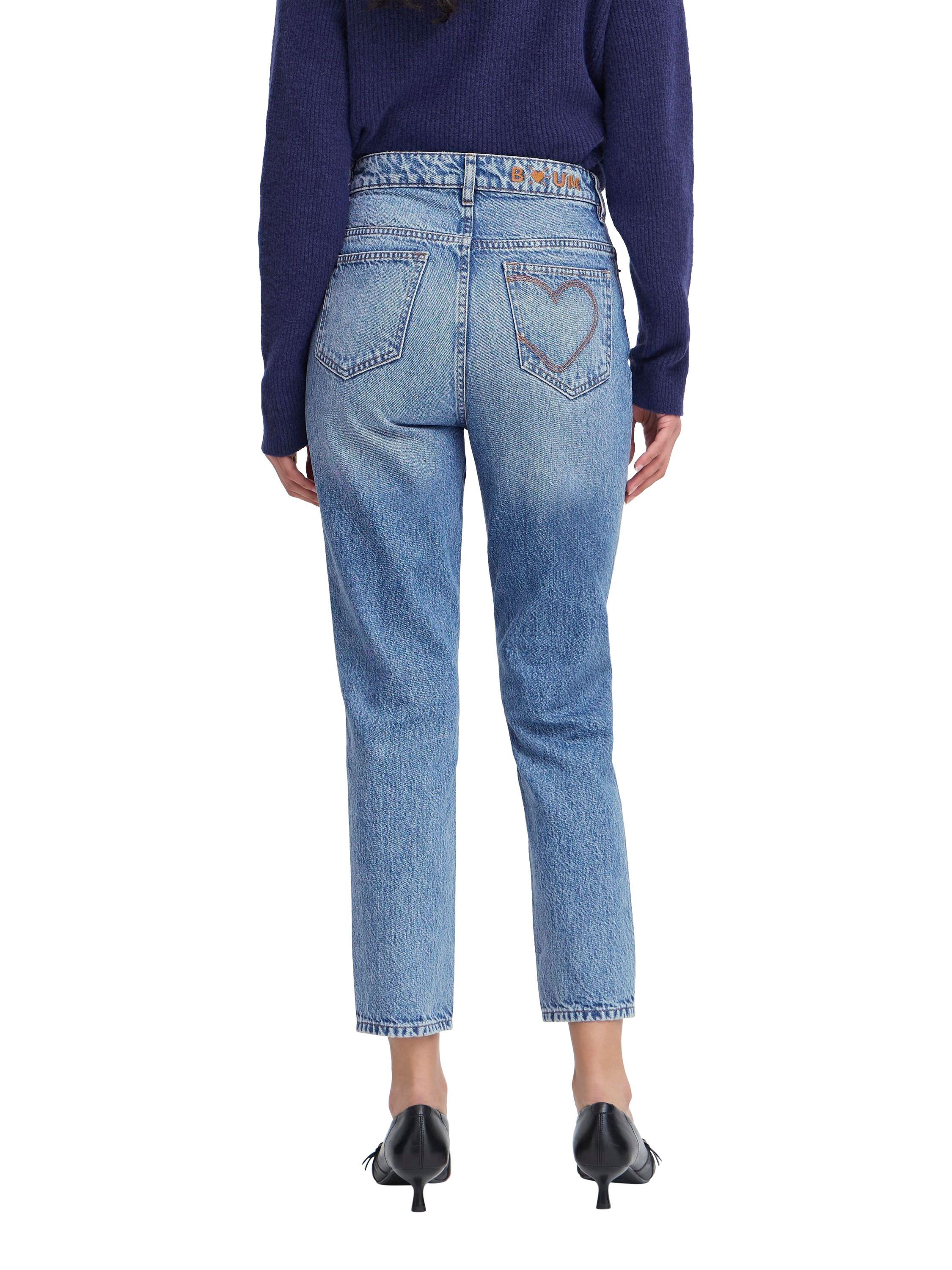 Product image 2 of 7, which shows ICHI Bauve Cropped Jeans, Light Blue Washed, 25R