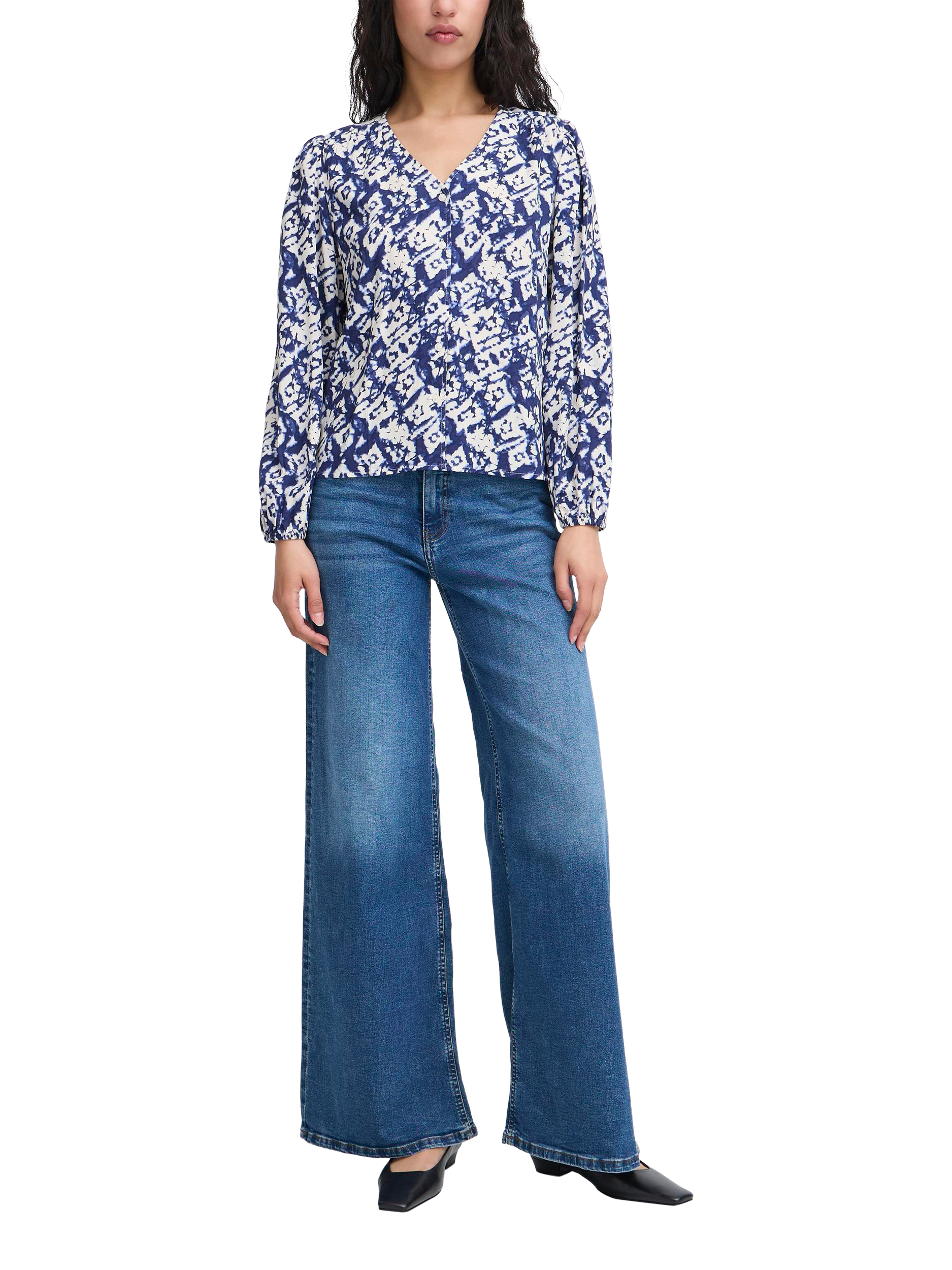 Product image 3 of 7, which shows ICHI Vera Diamond Ikat Top, Blue/Multi, 12