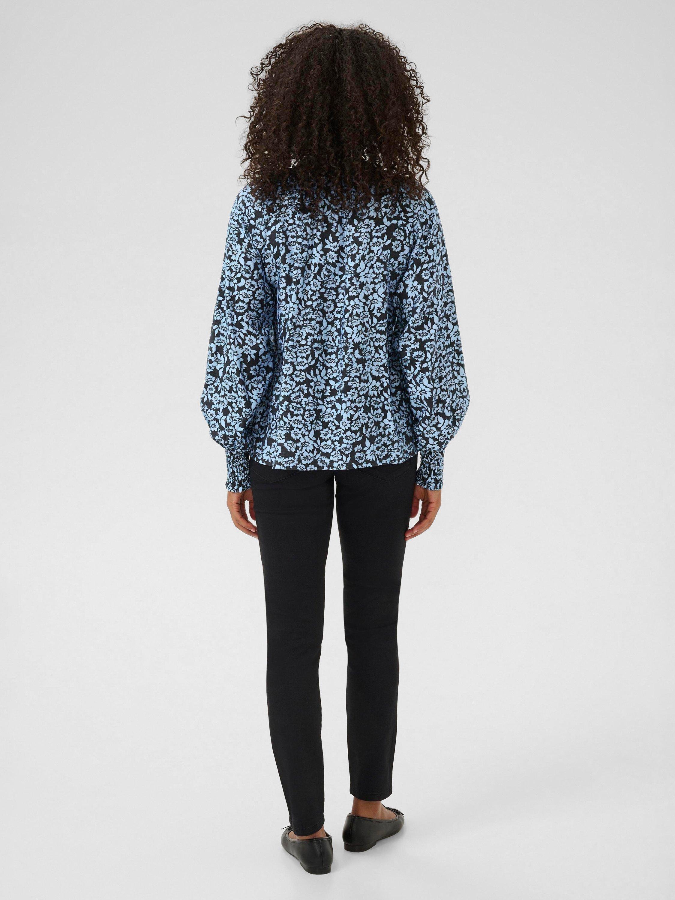 Product image 2 of 6, which shows KAFFE Amanda Floral Top, Black/Windsurfer, 8