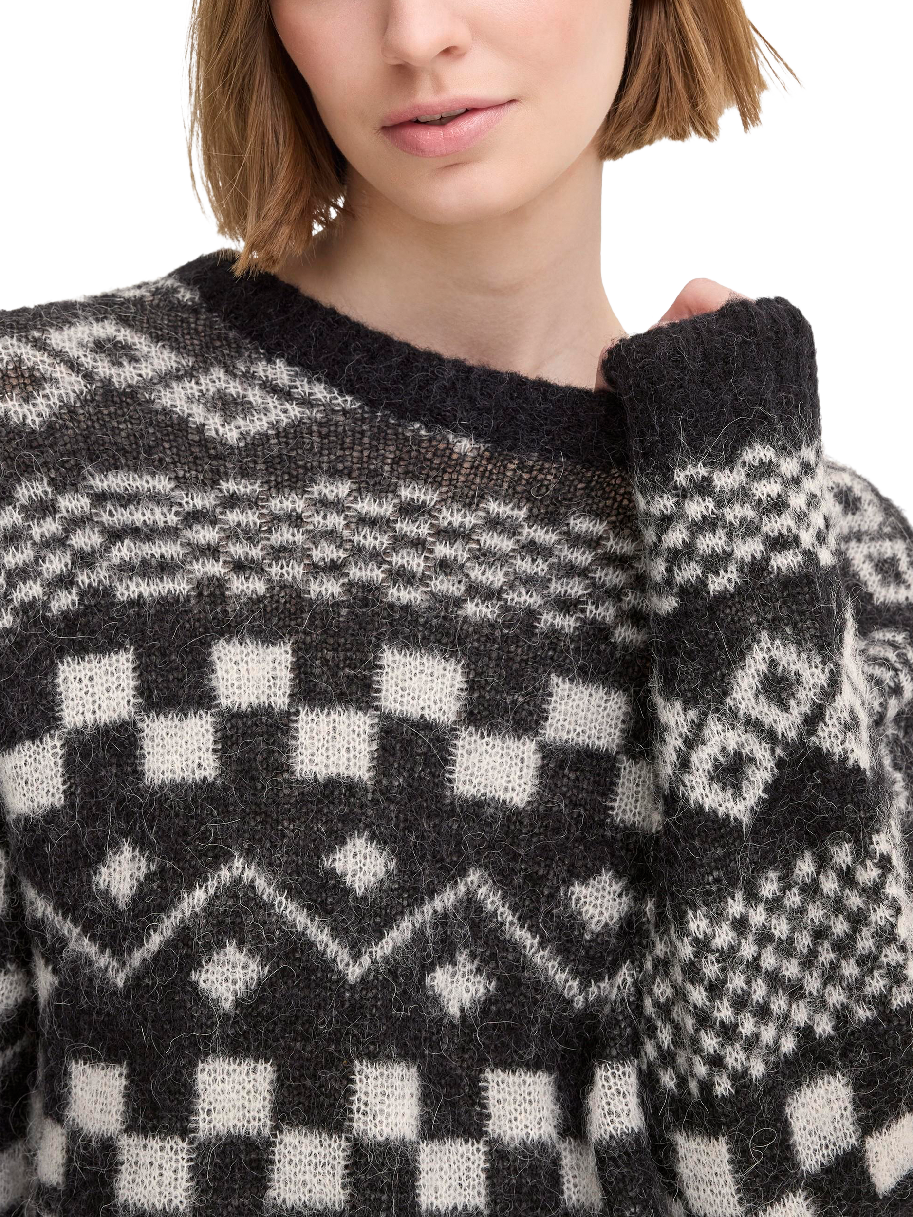 Product image 4 of 7, which shows ICHI Estelle Fair isle Wool Rich Jumper, Black, M