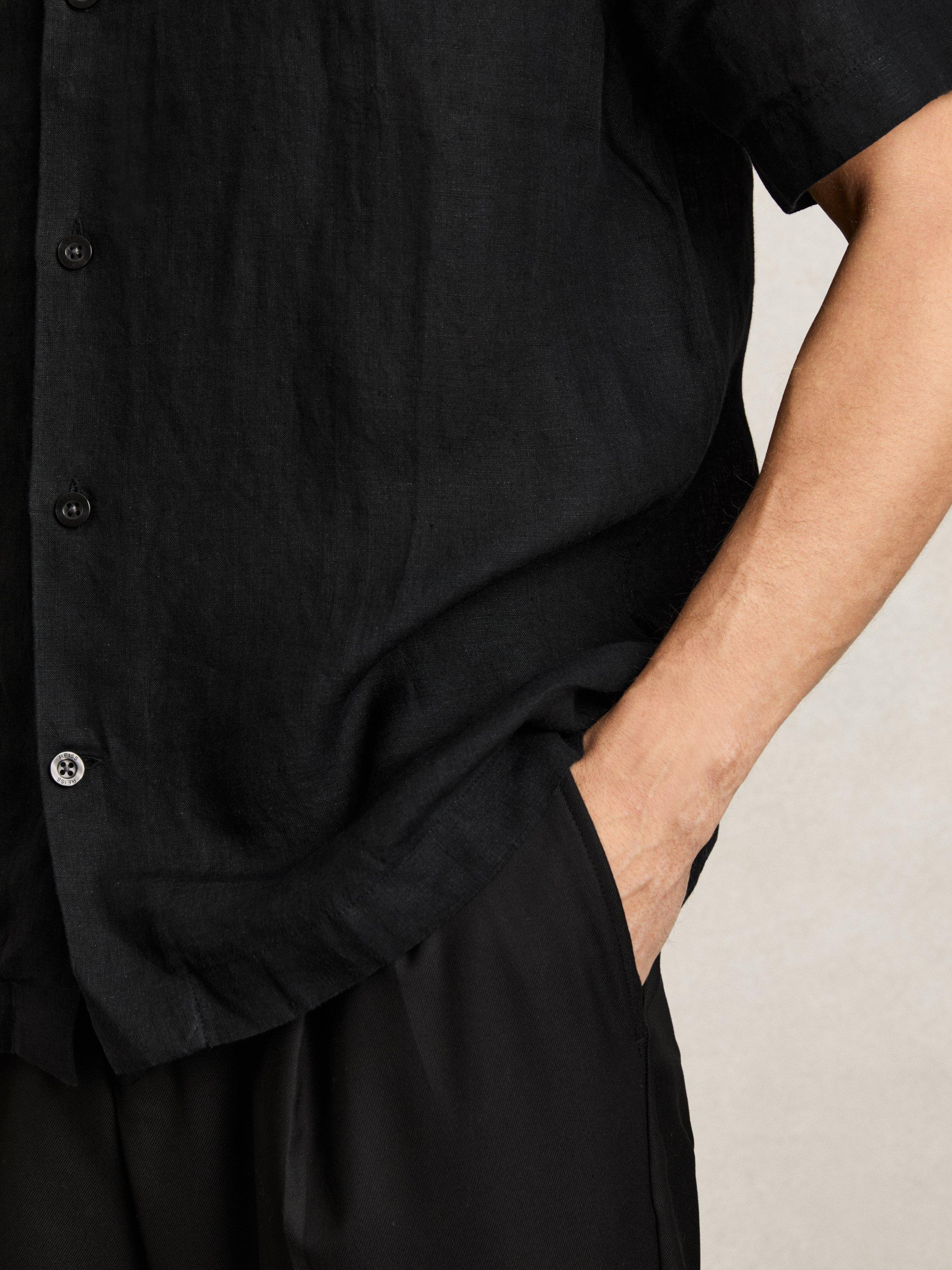 Product image 5 of 5, which shows Reiss Beldi Button Down Short Sleeve Linen Shirt, Black, XS