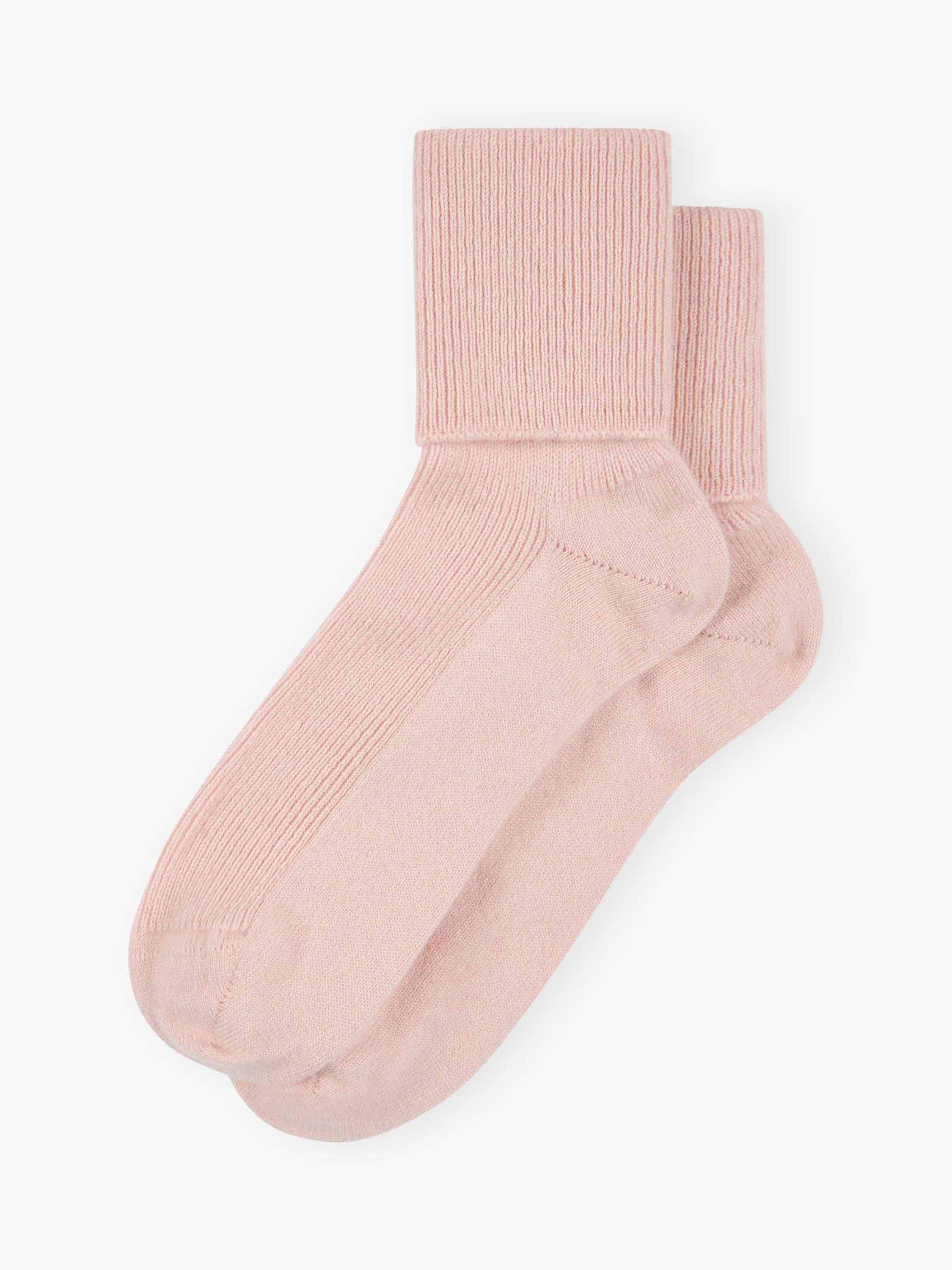 Product image 1 of 2, which shows Brora Plain Cashmere Rich Socks, Rosewater, 4-5