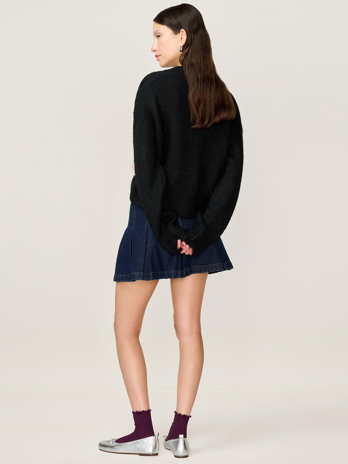 Product image 3 of 4, which shows OMNES Daria Chunky V-Neck Juper, Black, XS