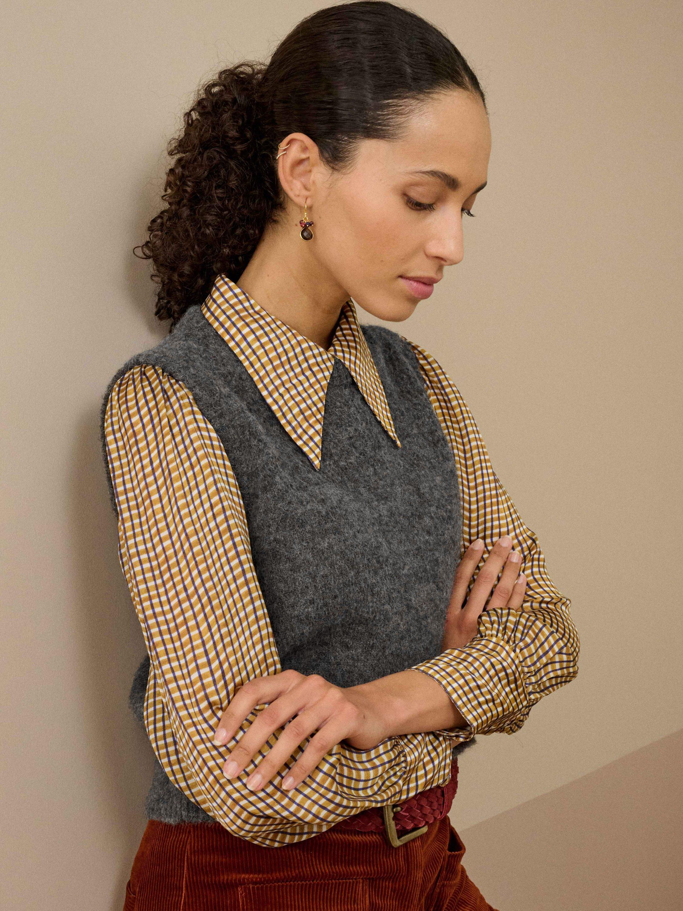 Product image 2 of 4, which shows Brora Crop Textured Alpaca Blend Tank, Smoke, 8