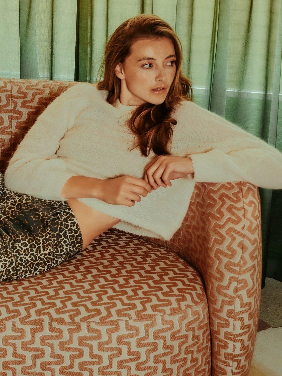 Product image 6 of 6, which shows EAST 42ND Alpaca Wool Cropped Chunky Jumper, Cream, M-L