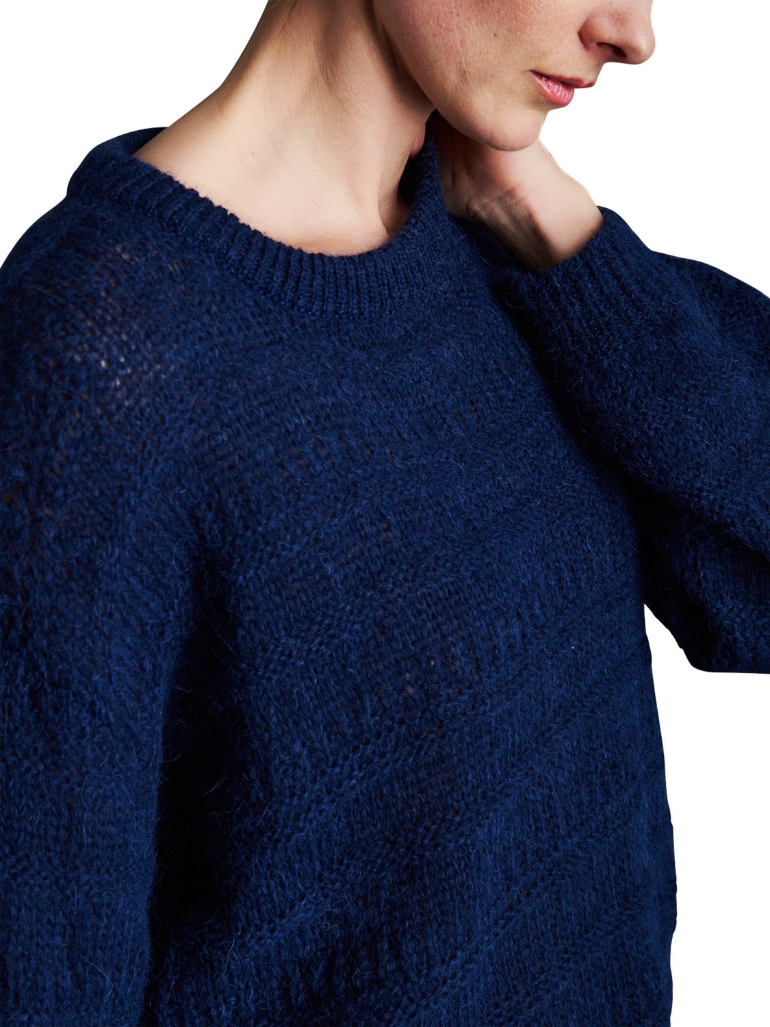 Product image 4 of 4, which shows EAST 42ND Alpaca Wool Cropped Chunky Jumper, Navy, XS-S