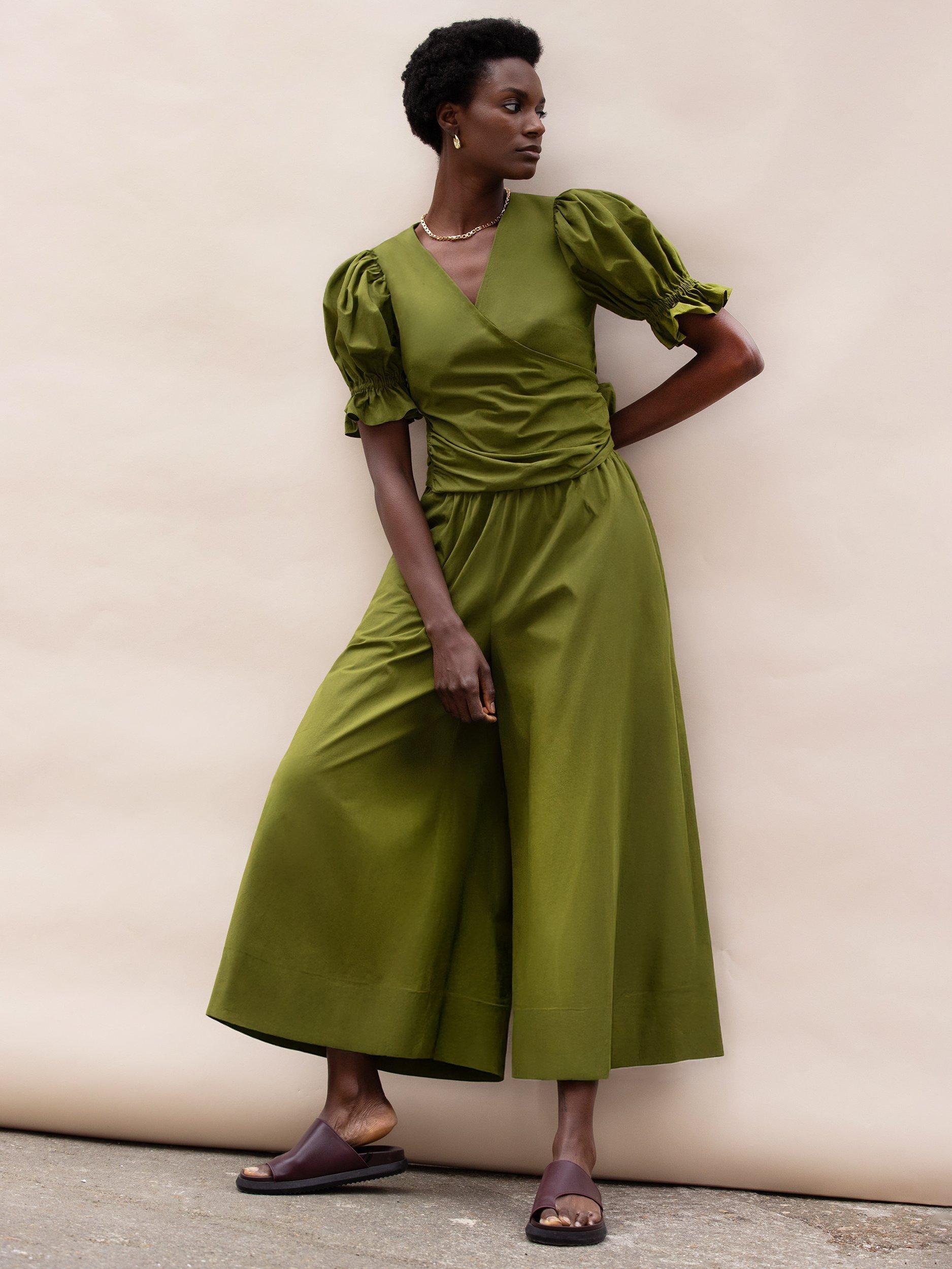 Product image 2 of 3, which shows Ro&Zo Cotton Poplin Bow Back Wrap Top, Green, 6