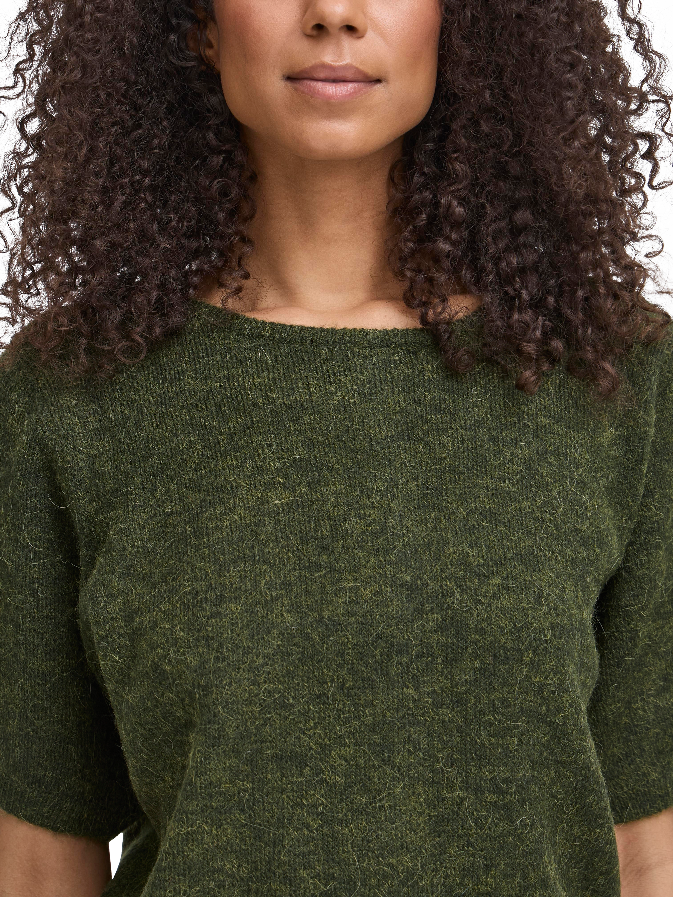 Product image 4 of 4, which shows ICHI Kamara Short Sleeve Jumper, Rifle Green, XS