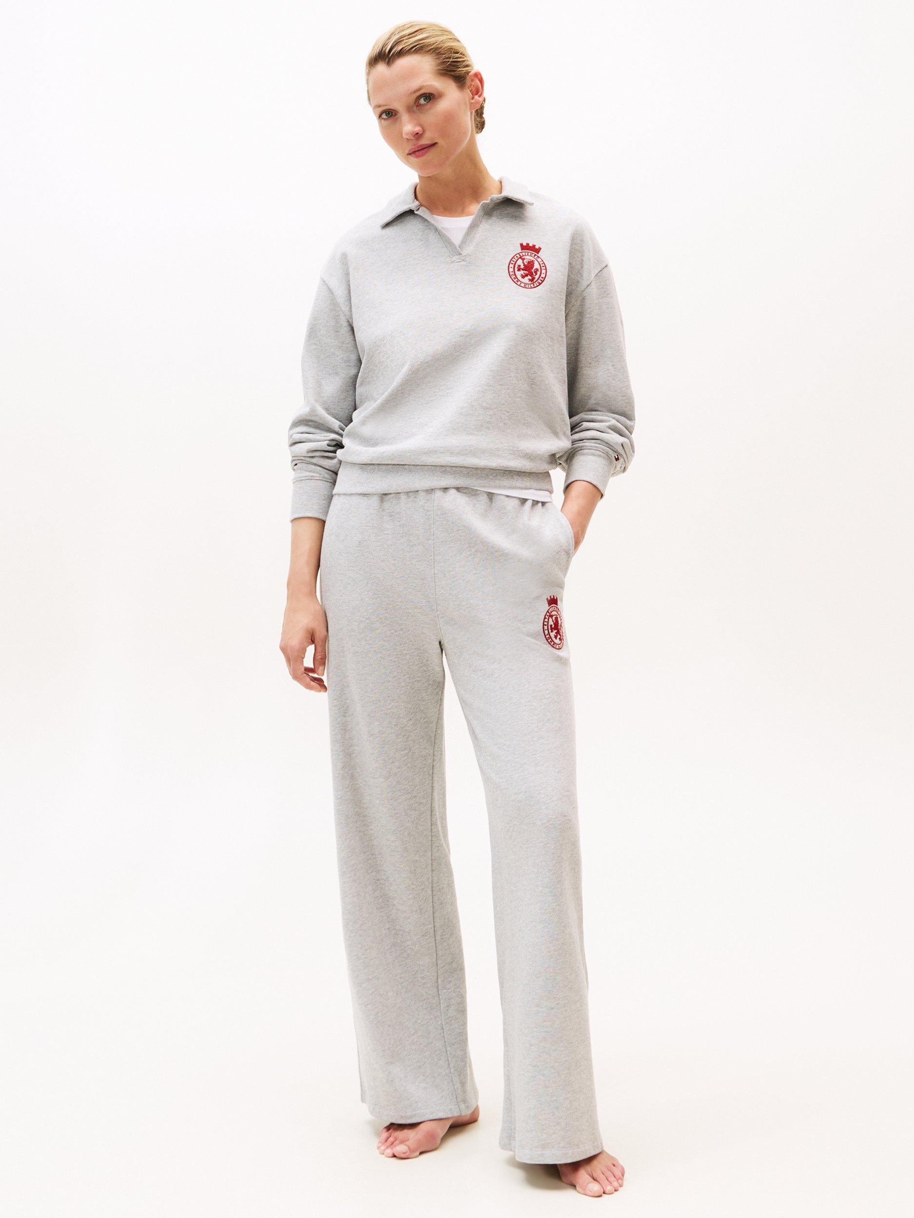 Product image 4 of 5, which shows Tommy Hilfiger TH Crest Relaxed Lounge Jumper, Light Grey Heather, S