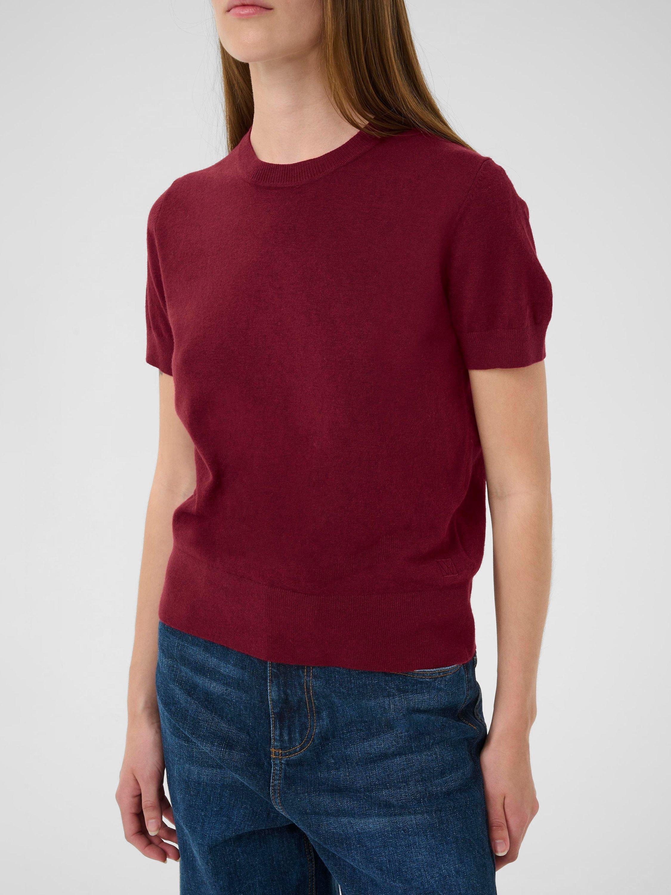 Product image 4 of 6, which shows InWear Kellsie Short Sleeve Jumper, Cabernet, XS