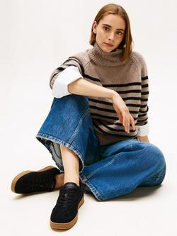 Tommy Hilfiger Heritage Suede Trainers, Black - view 2, Black