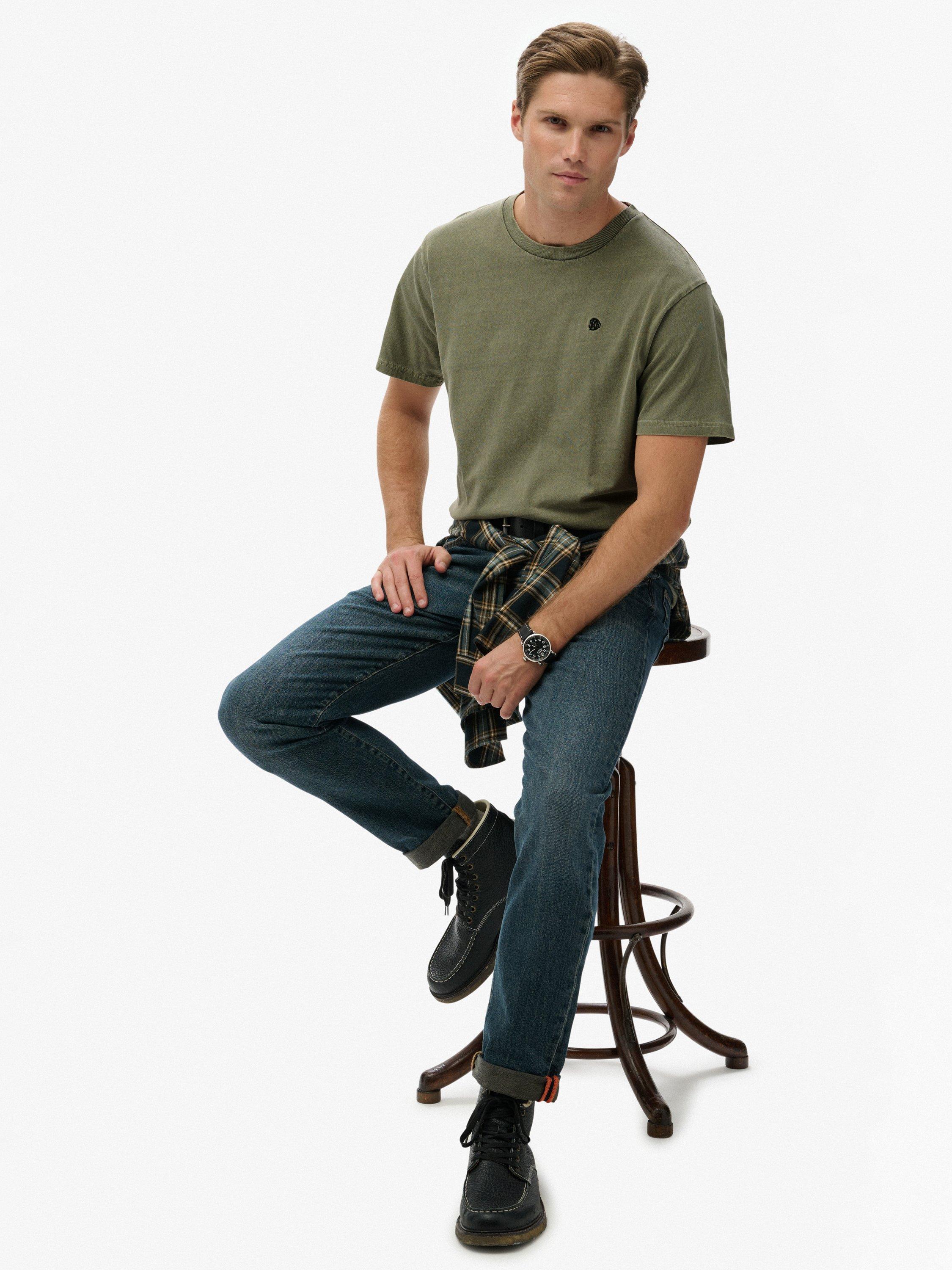 Product image 4 of 6, which shows Superdry Essentials Relaxed T-Shirt, Light Khaki Green, S