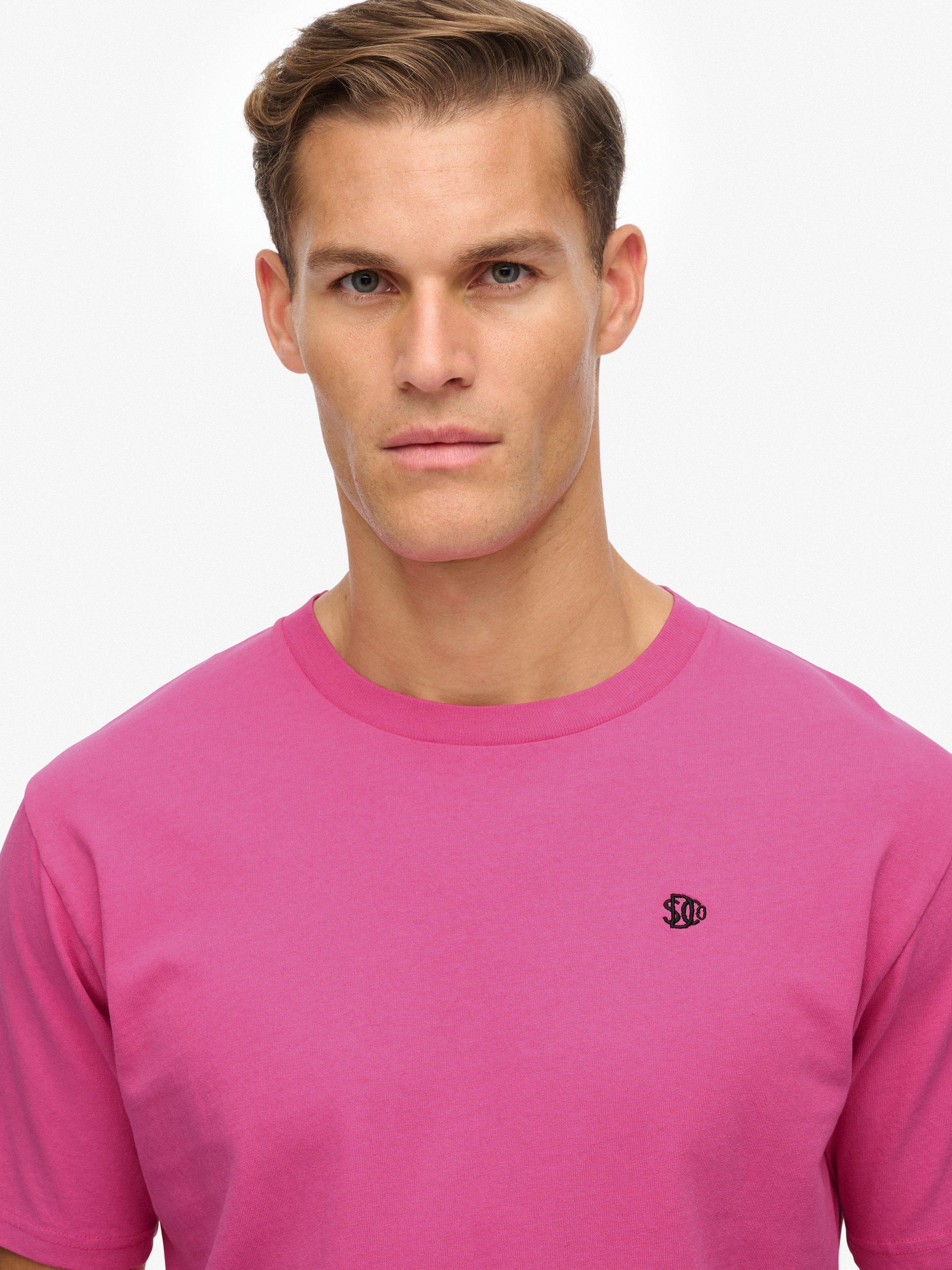Product image 4 of 5, which shows Superdry Essentials Relaxed T-Shirt, Flash Pink, S
