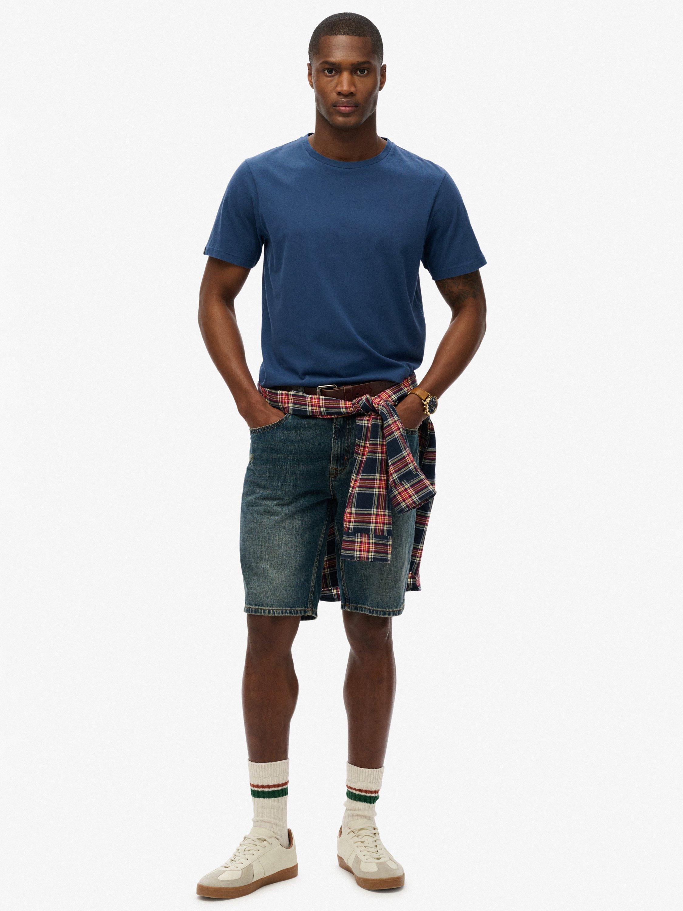 Product image 3 of 11, which shows M T-Shirt