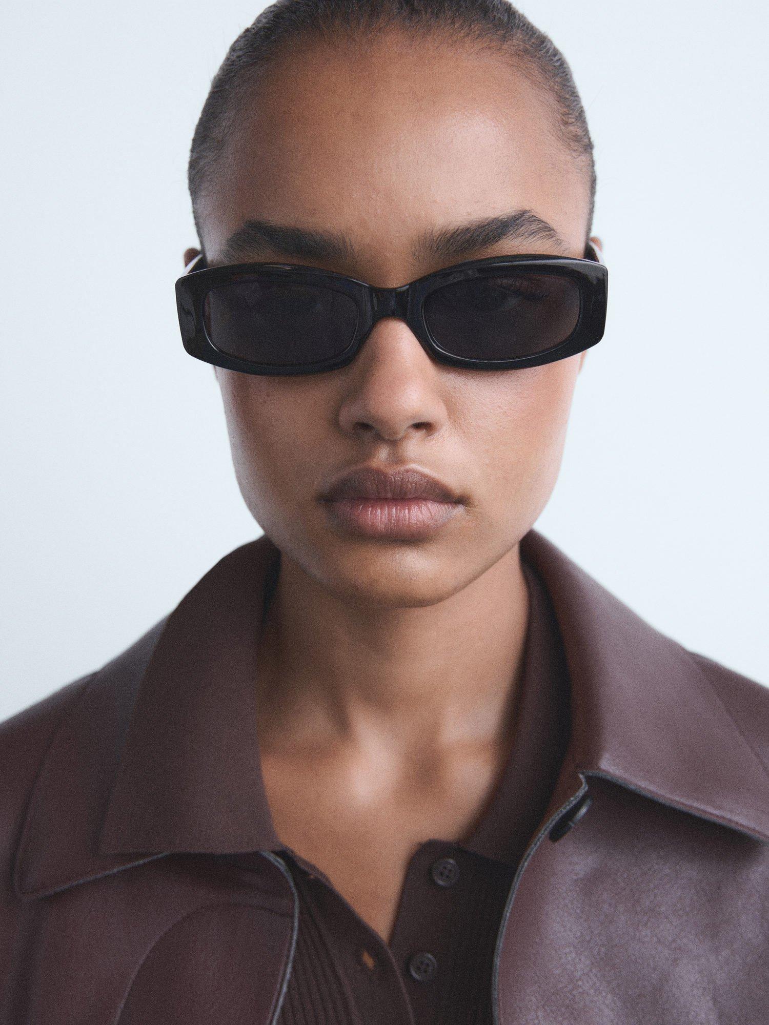 Product image 7 of 9, which shows Mango Elise Mid Rise Wide Leg Jeans, Navy, 10