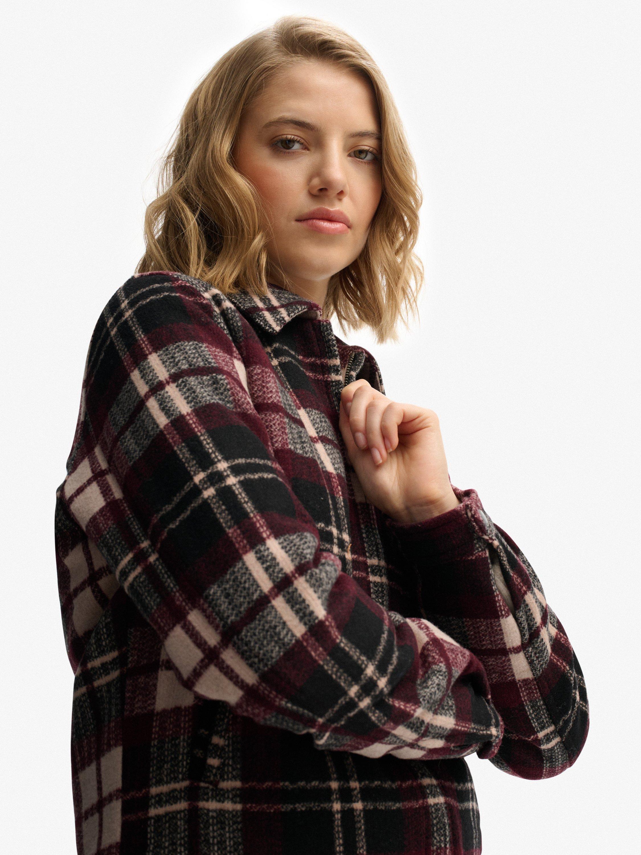 Product image 6 of 7, which shows Superdry Check Ranch Quilted Jacket, Desert/Off White, 8