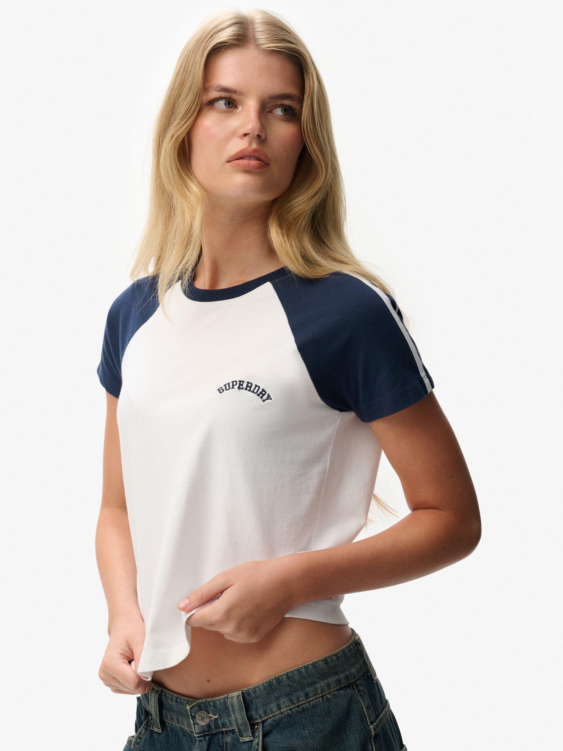 Product image 4 of 5, which shows Superdry Essential Logo Retro T-Shirt, Optic/Richest Navy, 8