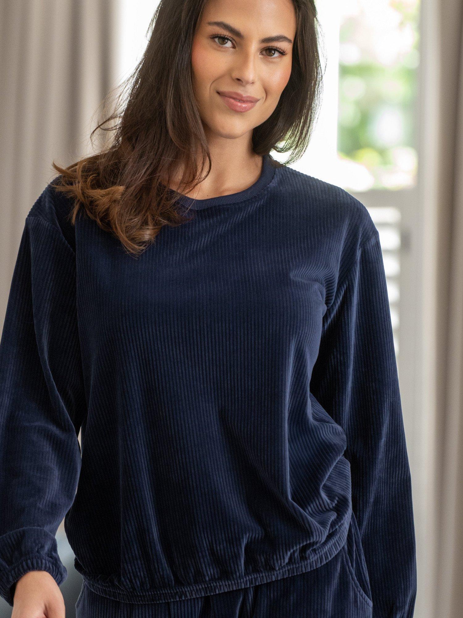 Product image 7 of 10, which shows Pour Moi Ribbed Cosy Fleece Lounge Pyjama Set, Navy, 8