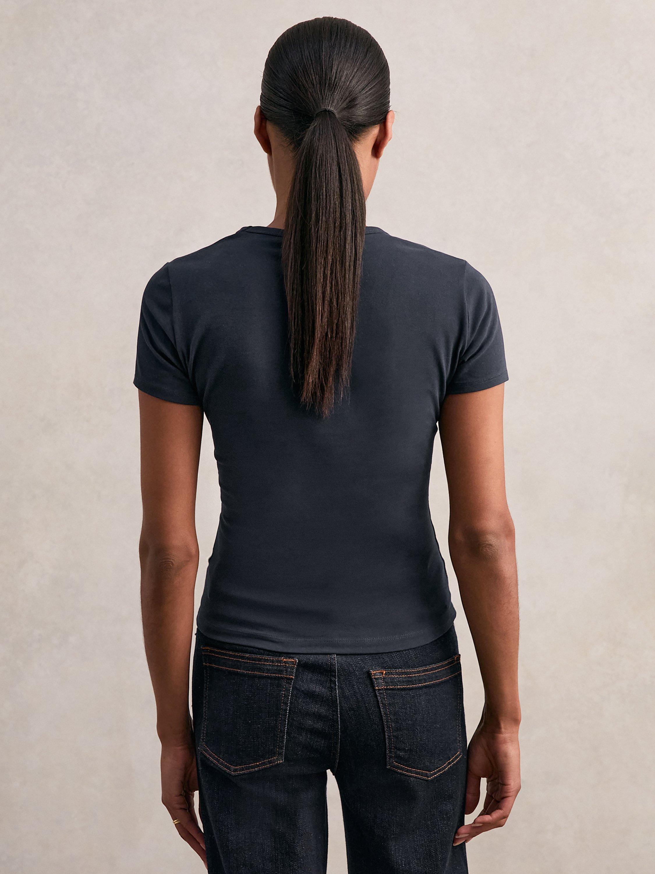 Product image 2 of 5, which shows Reiss Leia V-Neck T-Shirt, Navy, XS