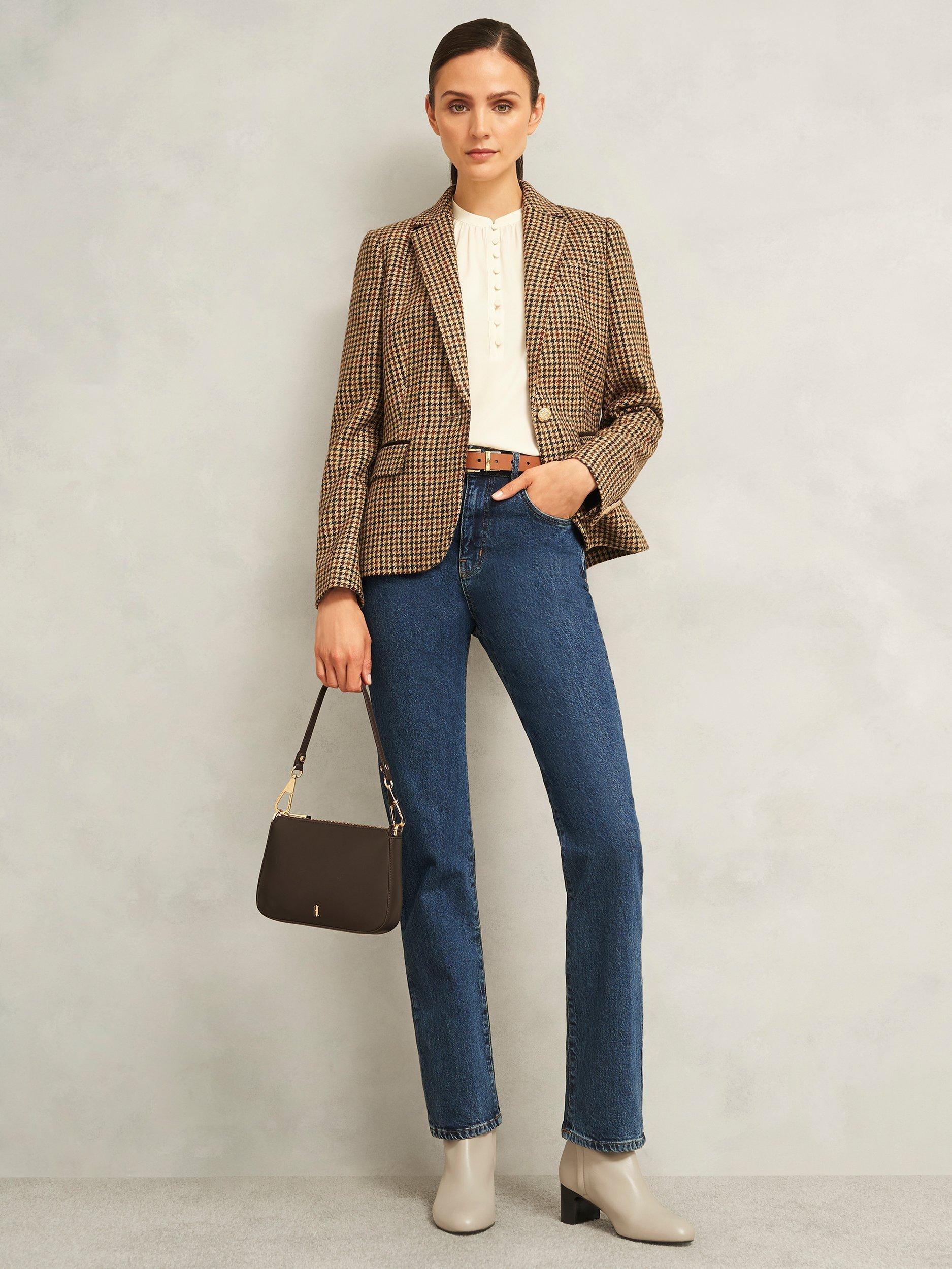 Product image 6 of 6, which shows Hobbs Rochelle Leather Heeled Ankle Boots, Light Beige, 4