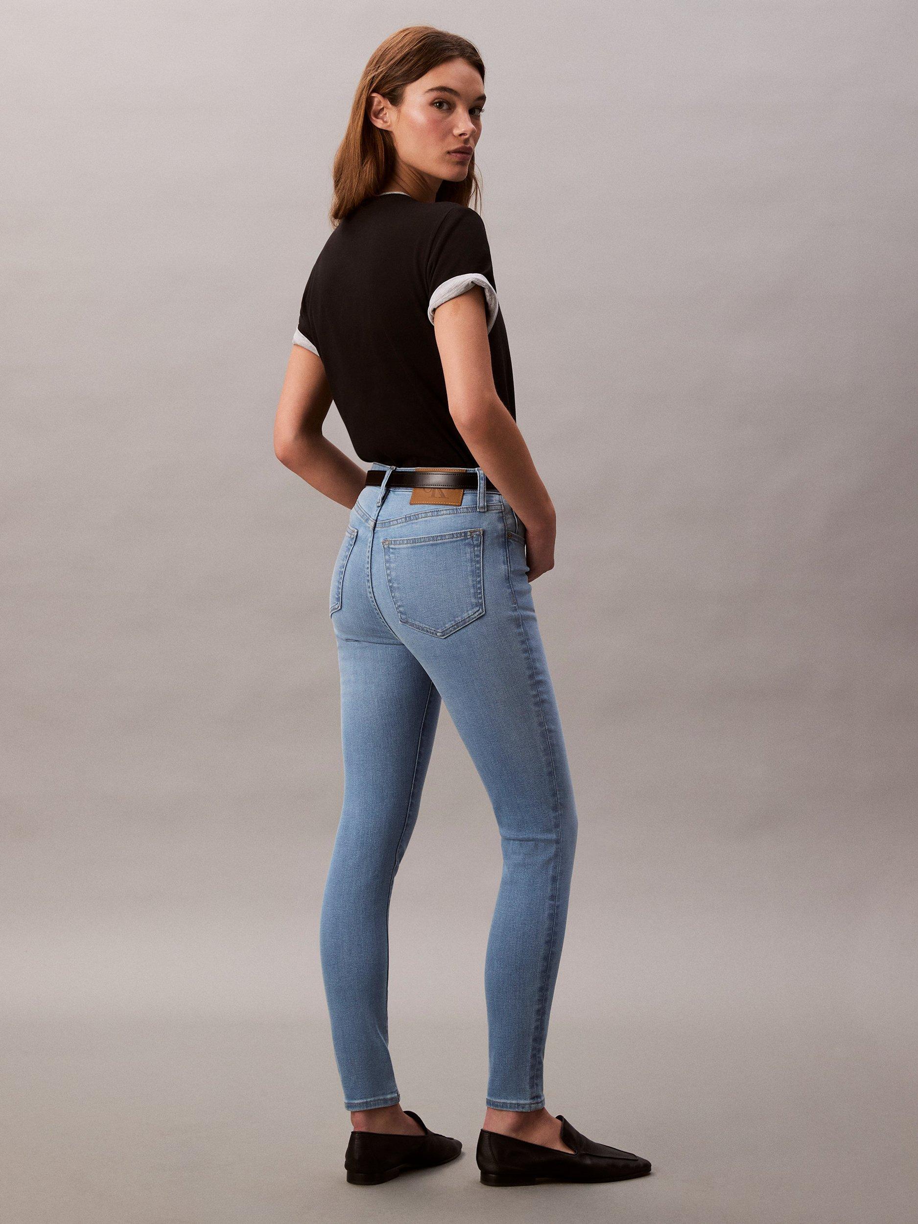 Product image 2 of 6, which shows Calvin Klein Mid Rise Skinny Jeans, Light Cape, 25R