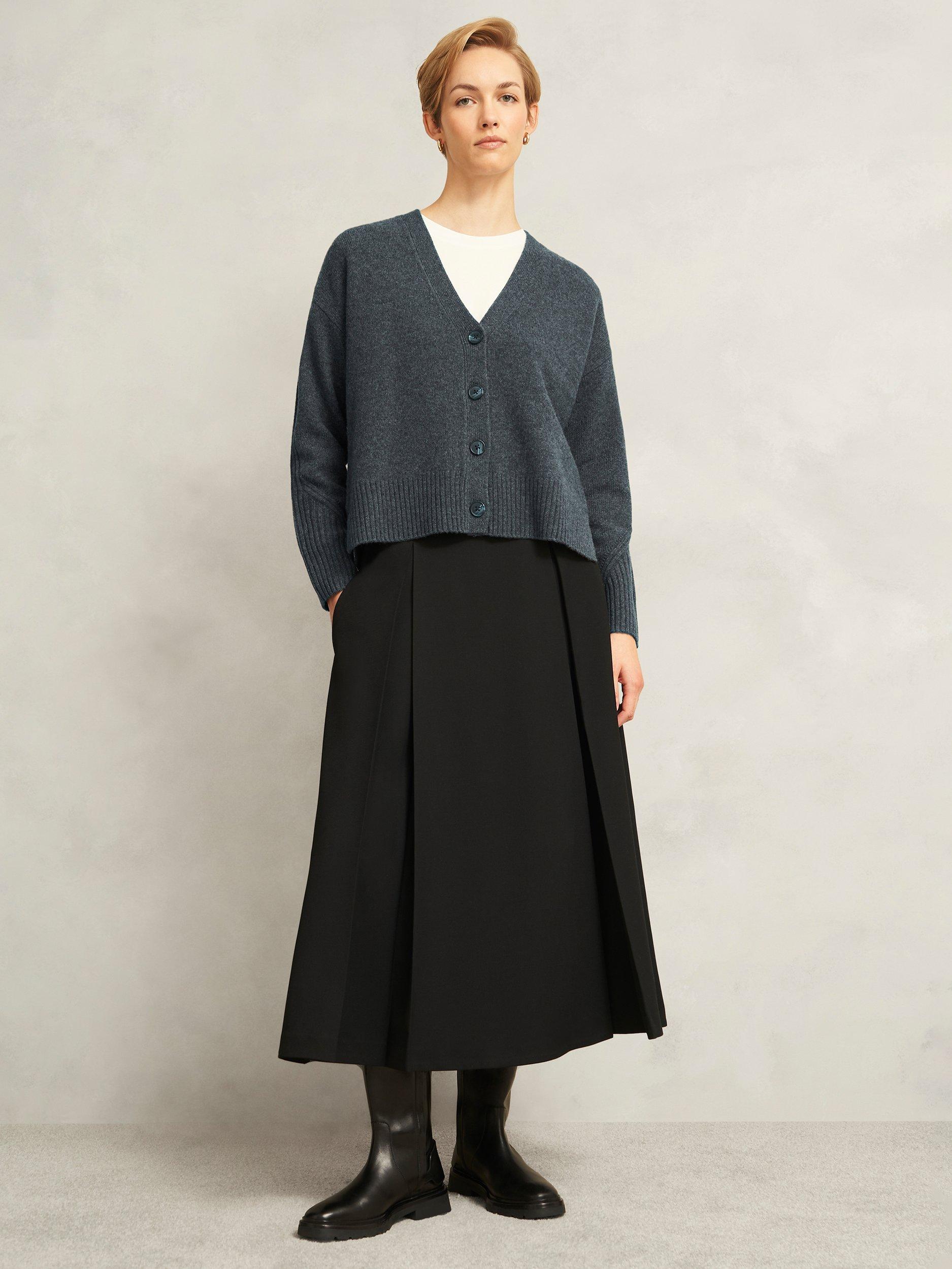 Product image 4 of 4, which shows Hobbs Elida Wool Blend Long Sleeve V Neck Cardigan, Mid Grey, S