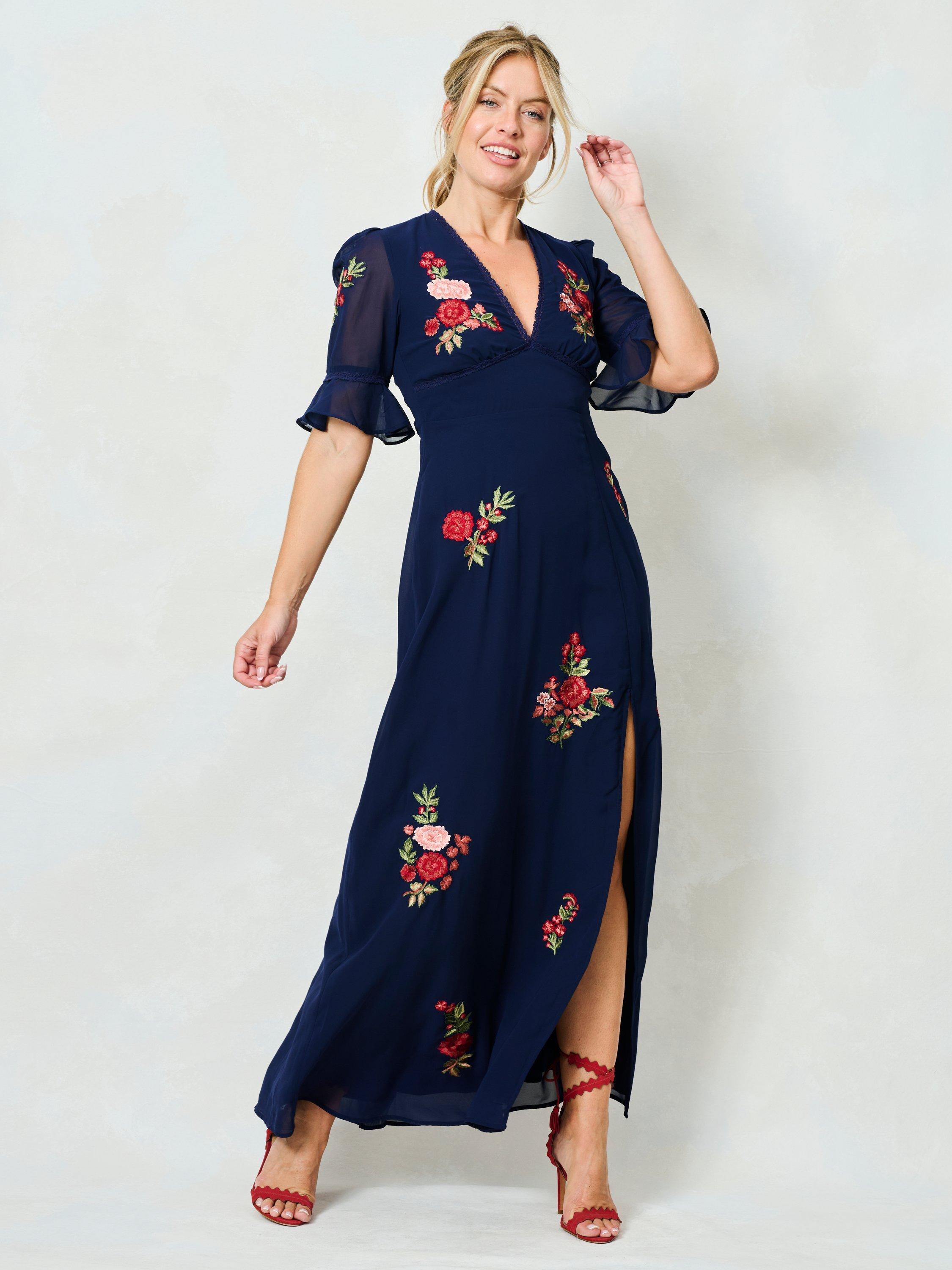 Product image 1 of 5, which shows Hope & Ivy The Giana Thigh Split Maxi Dress, Blue/Multi, 6