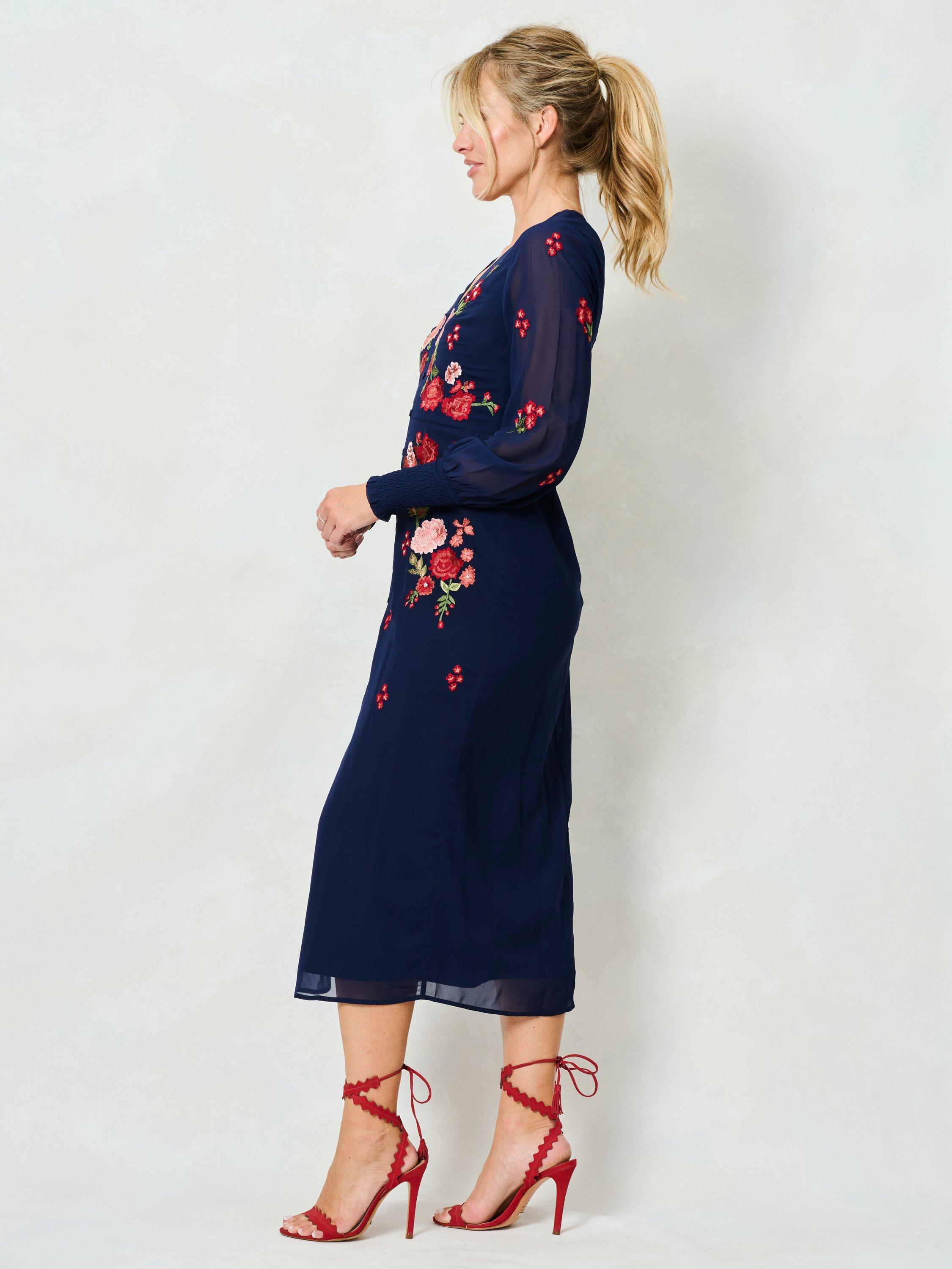 Product image 4 of 6, which shows Hope & Ivy The Jodie V-Neck Front Split Midi Dress, Blue/Multi, 6