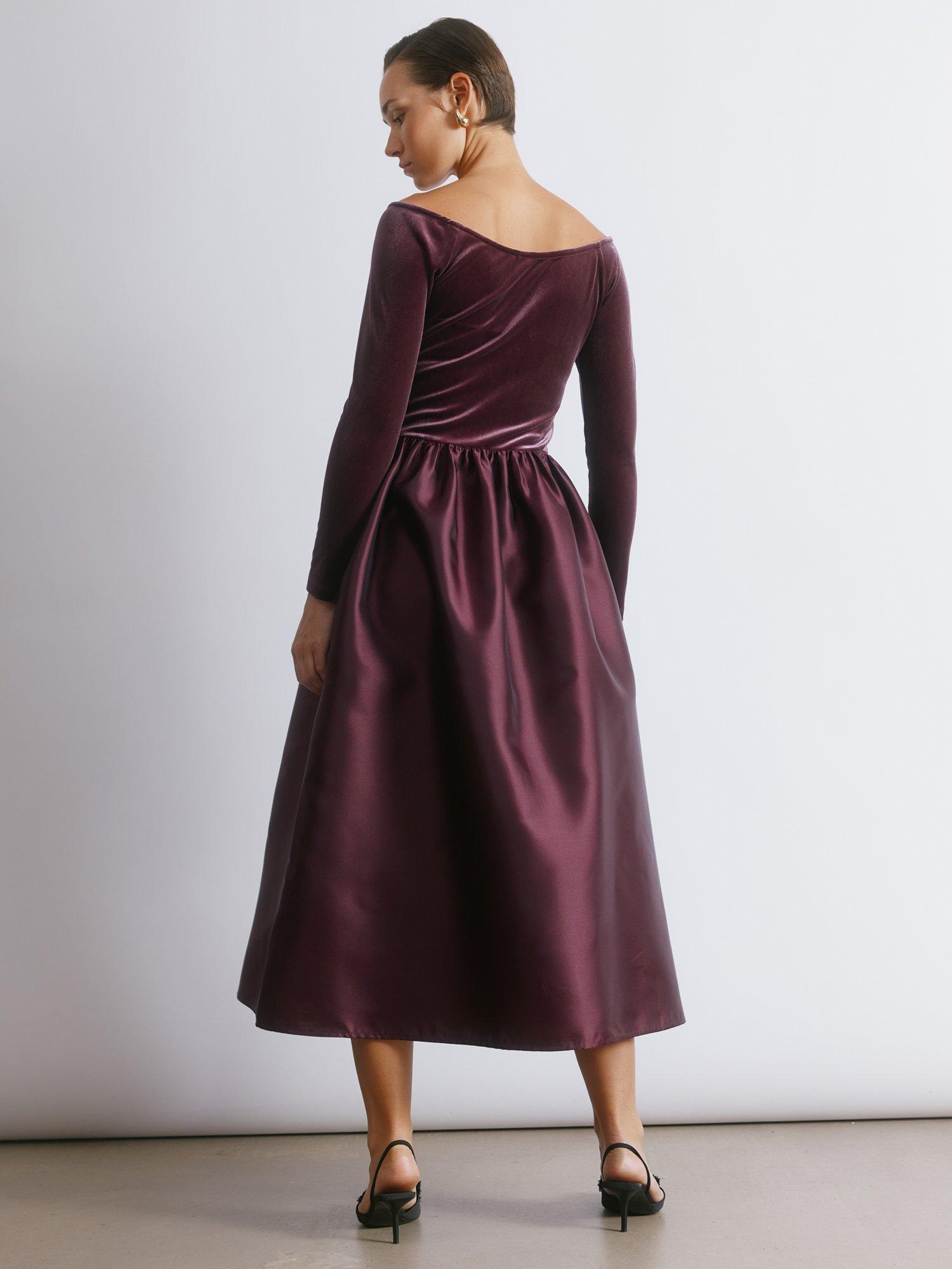 burgundy dress mermaid Black Sleeveless Satin Long Prom Dress With Split, Burgundy / 10