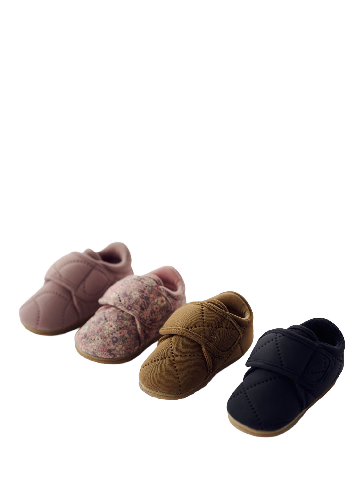 Product image 4 of 5, which shows WHEAT Kids' Sasha Indoor Slippers, Pink, EU26