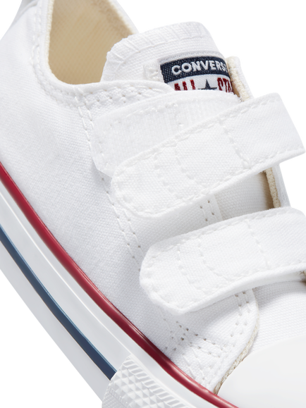 Converse Kids' Chuck Taylor All Star Low-Top Trainers - view 2, White/Garnet/Navy