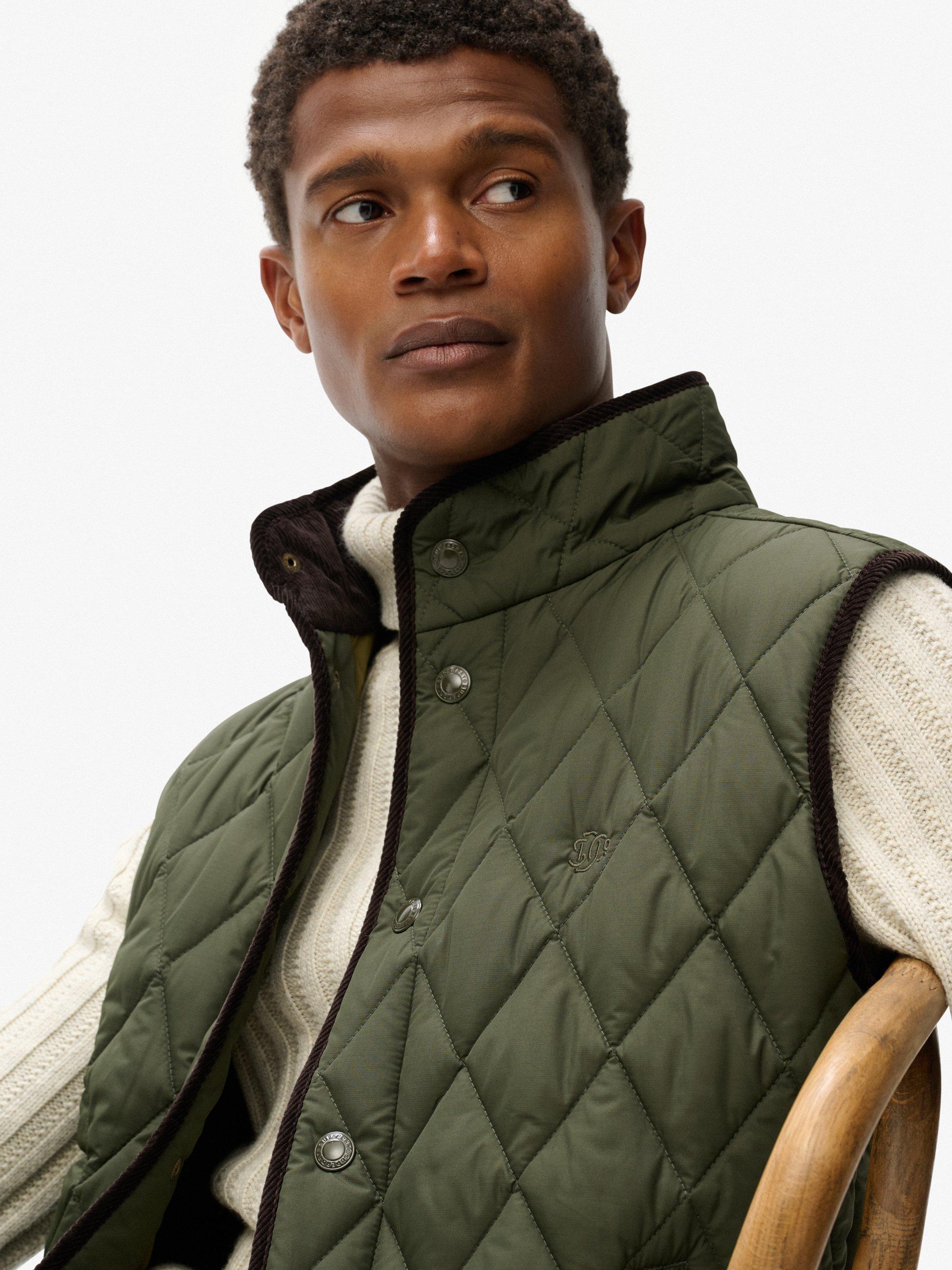 Product image 6 of 7, which shows Superdry Quilted Estate Gilet, Olive Green, L