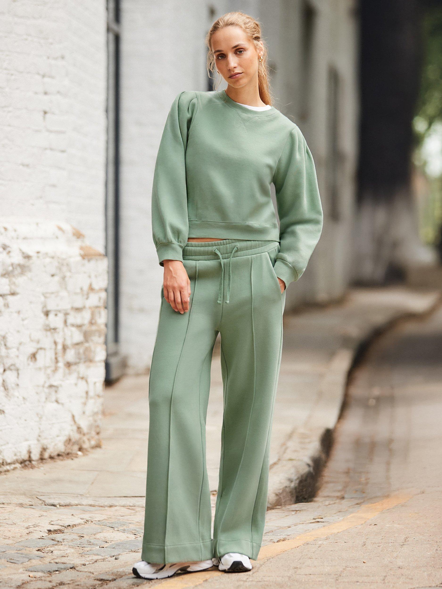 Product image 1 of 4, which shows Ro&Zo Wide Leg Trousers, Green, M