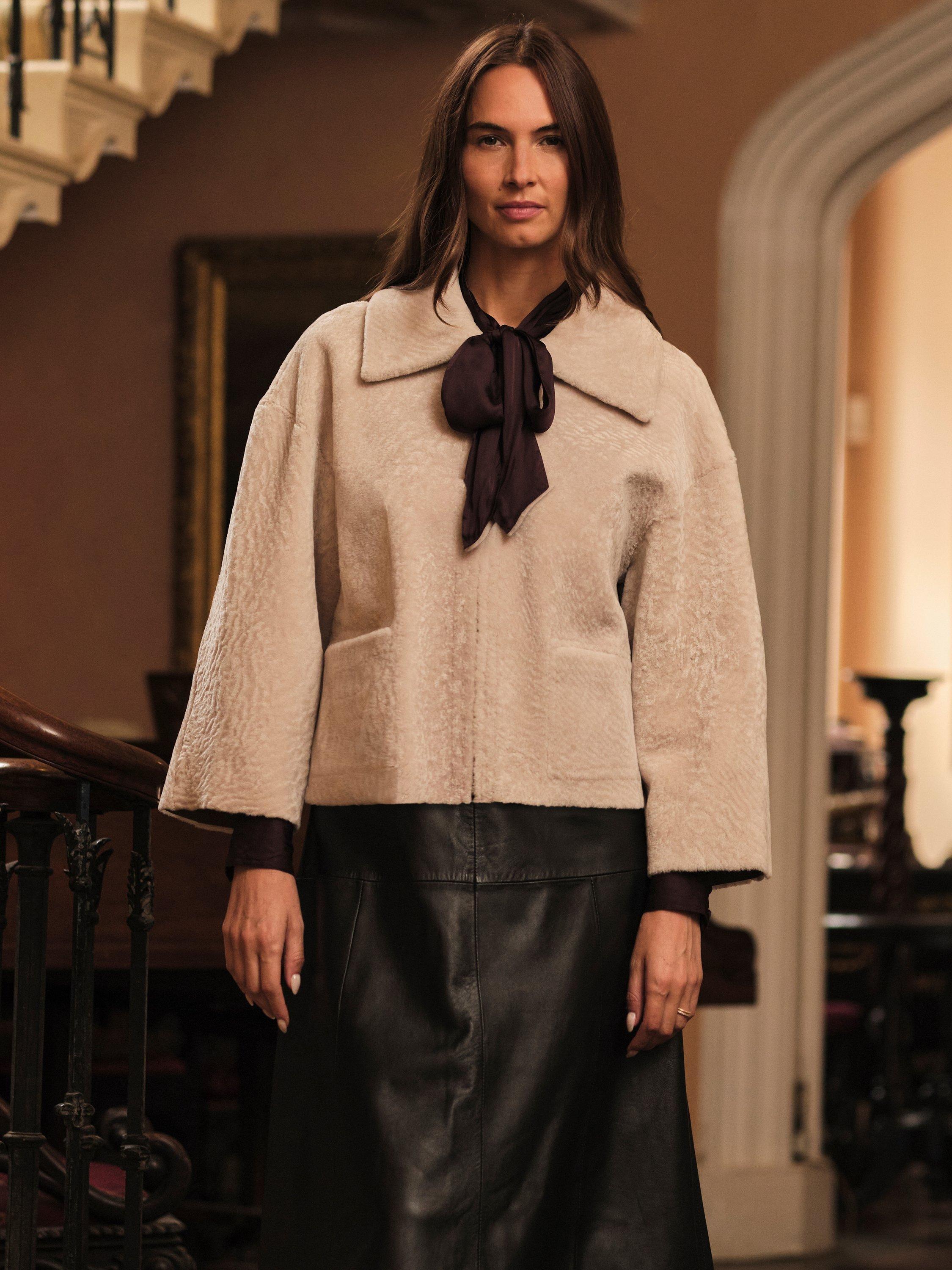 Product image 4 of 8, which shows Celtic & Co. Zip Up Sheepskin Jacket, Oyster, 8