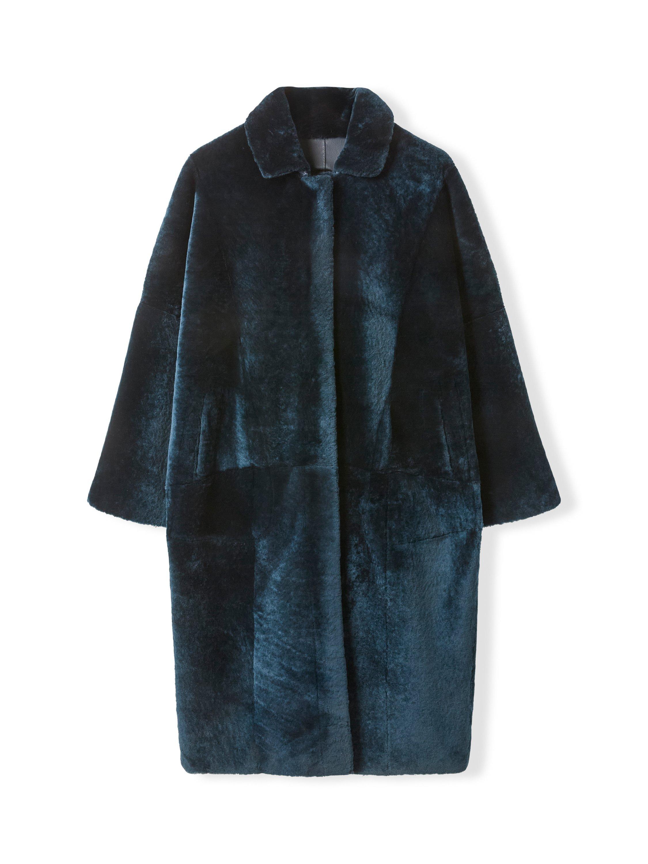 Product image 7 of 10, which shows Celtic & Co. Cocoon Sheepskin Coat, Dark Icelandic Blue, 8